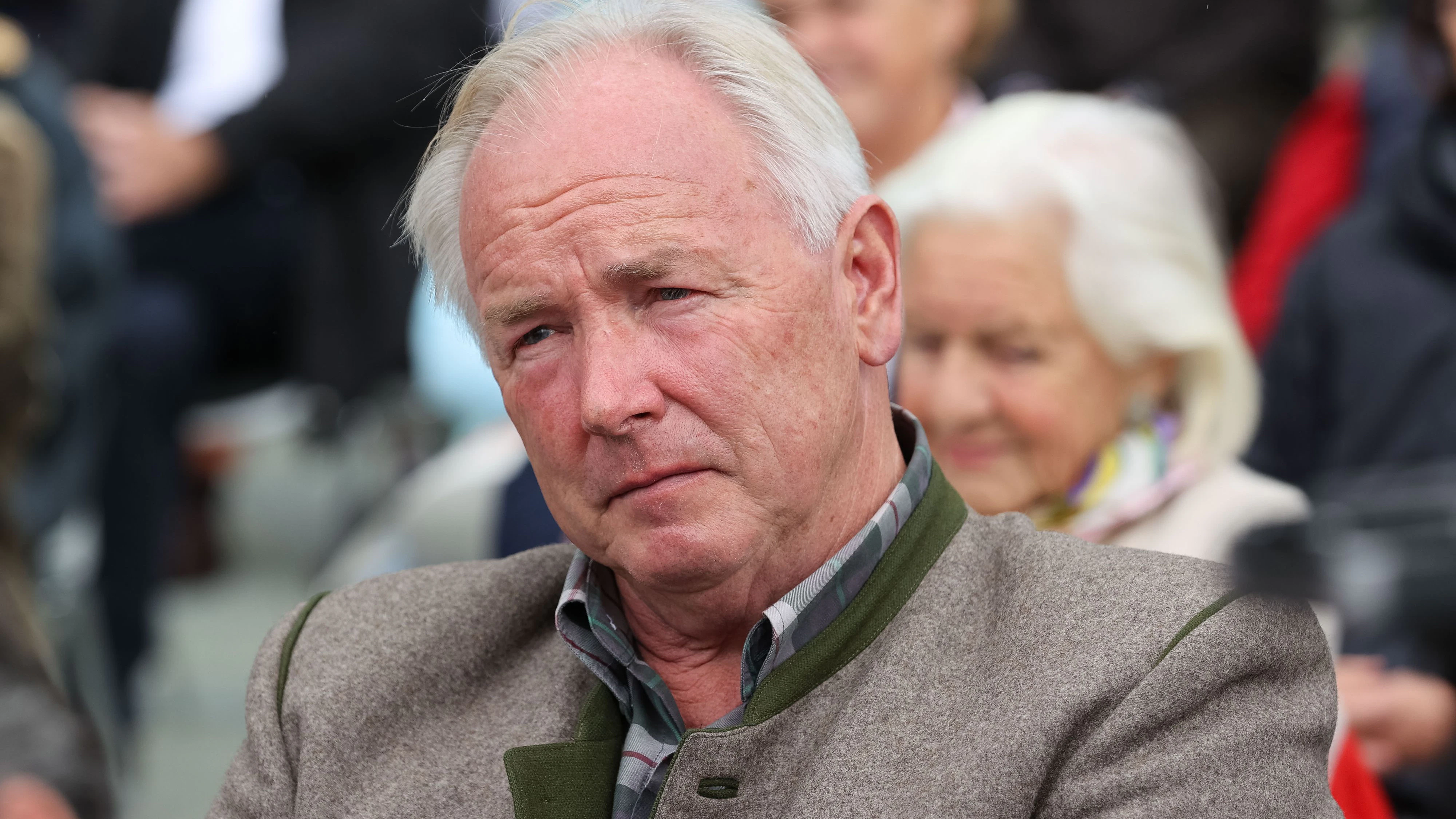 Kärntens Alt-Landeshauptmann, Gerhard Dörfler, kritisiert die heimischen Spritpreise. 