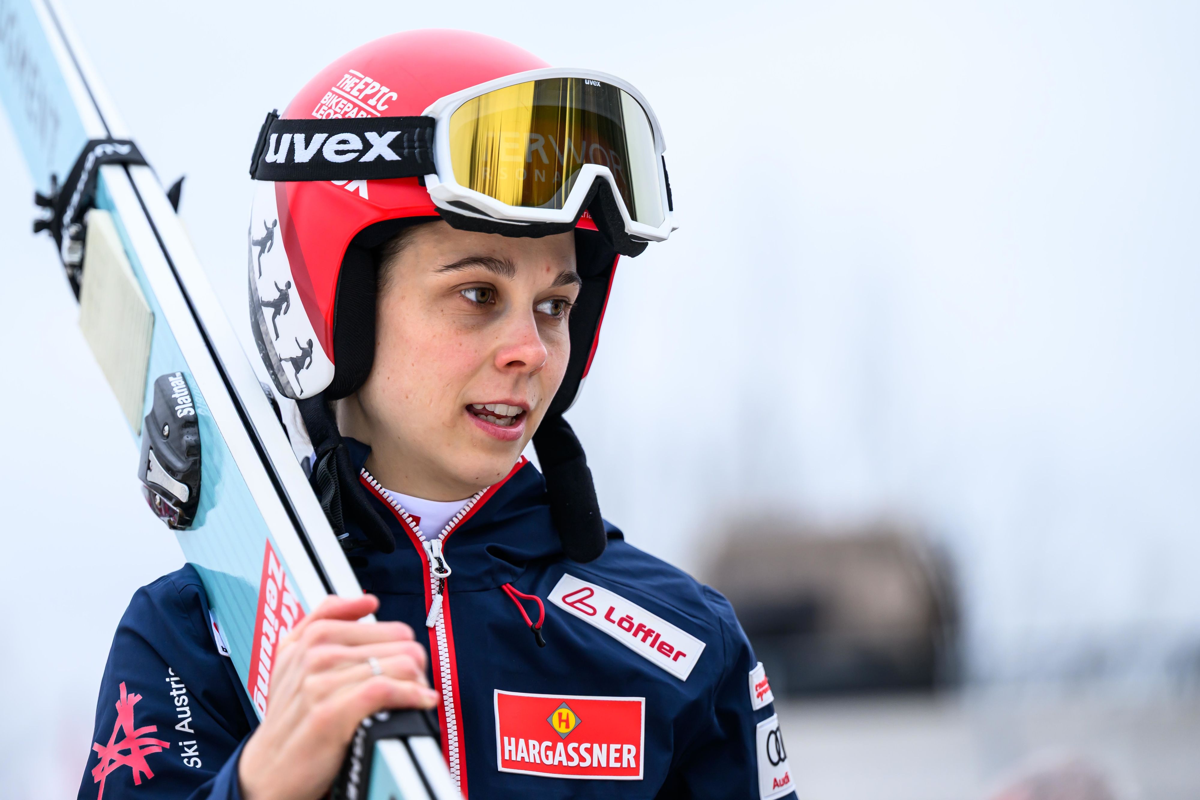 Lisa Eder hat überraschend ihr Karriereende bekannt gegeben. 