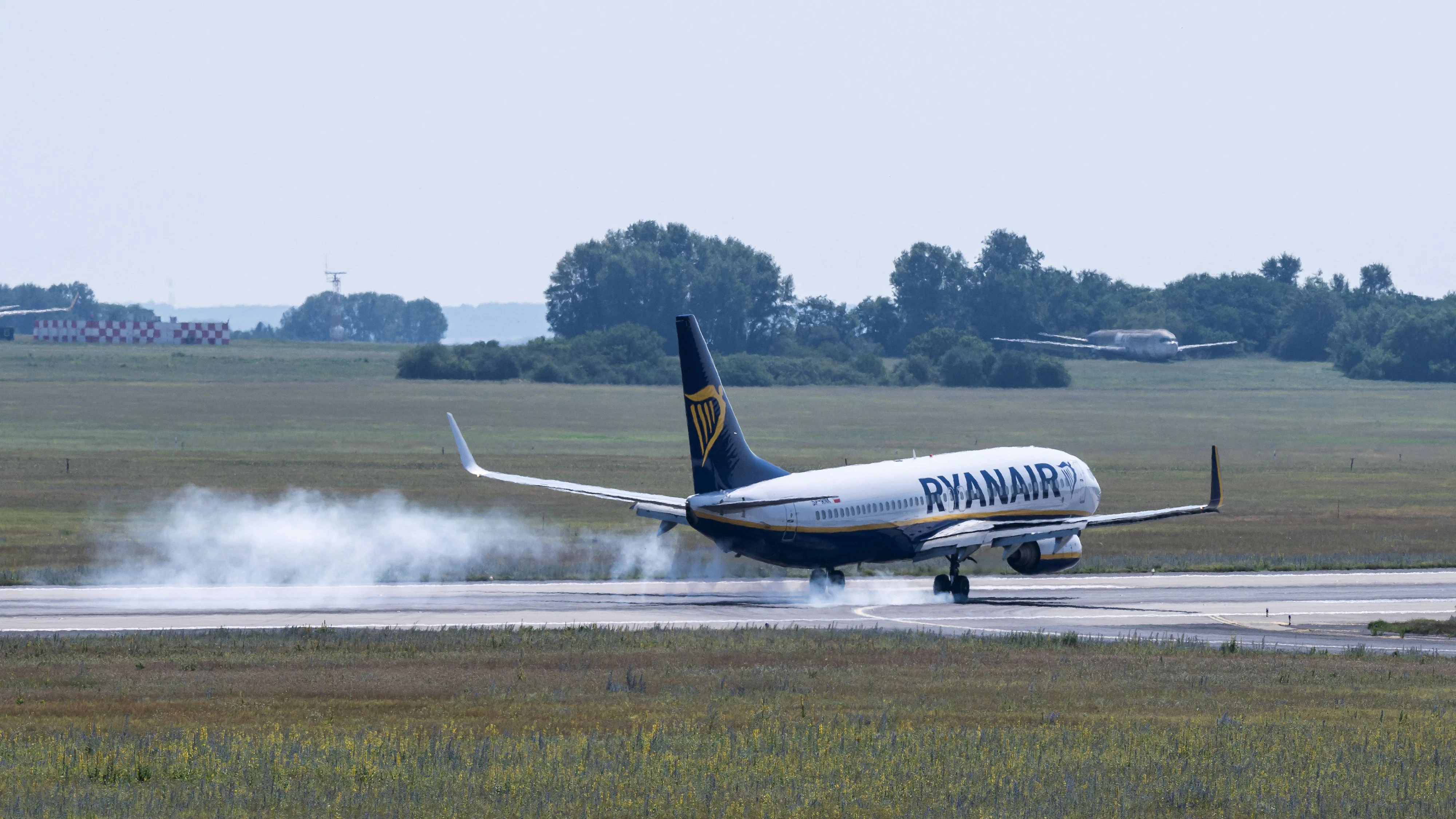 Heute.at - Feuer in Ryanair-Ferienflieger – Jet evakuiert
