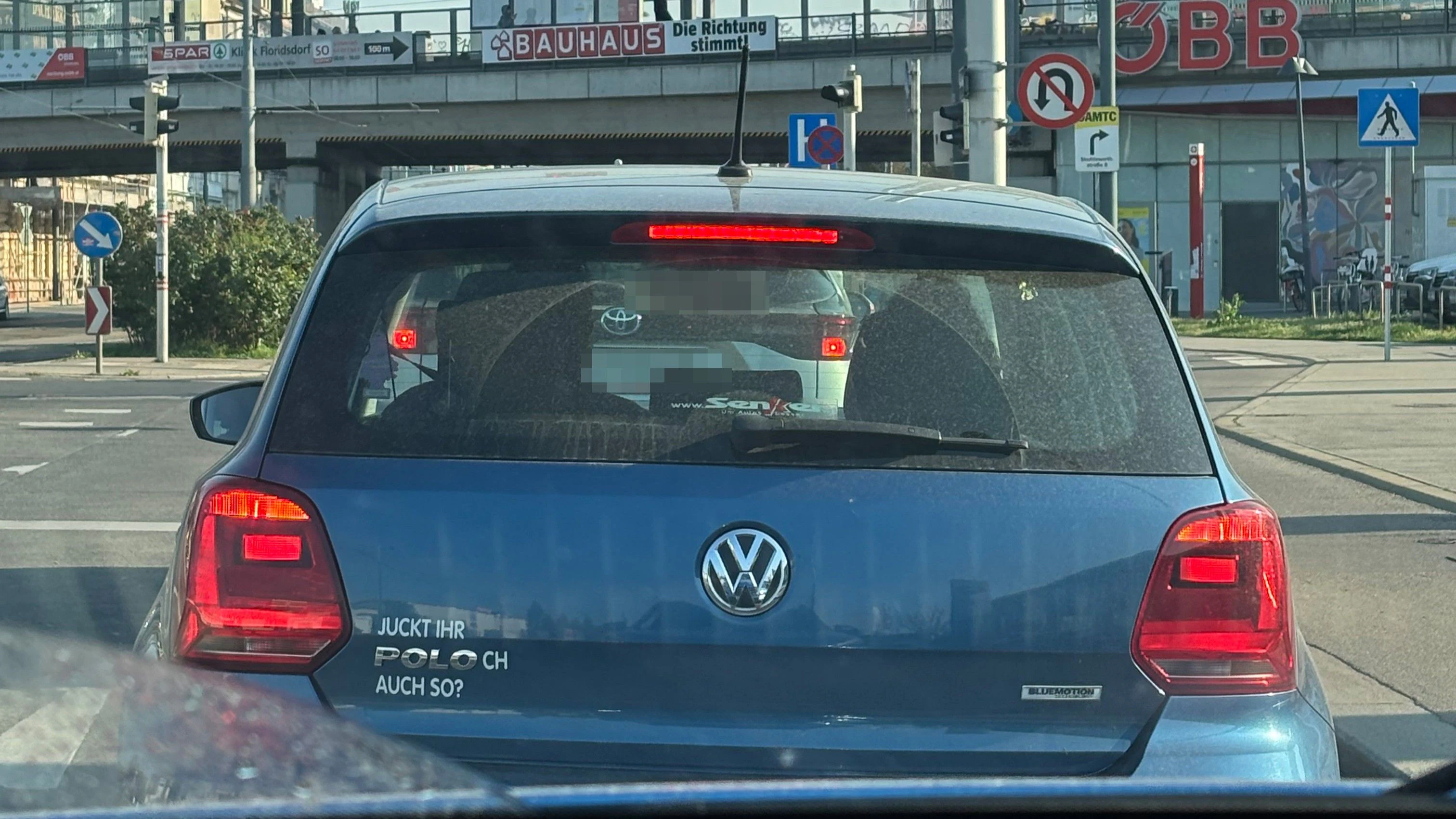 Ein echter "Auto-Korrektur"-Moment, der für Schmunzeln sorgte.