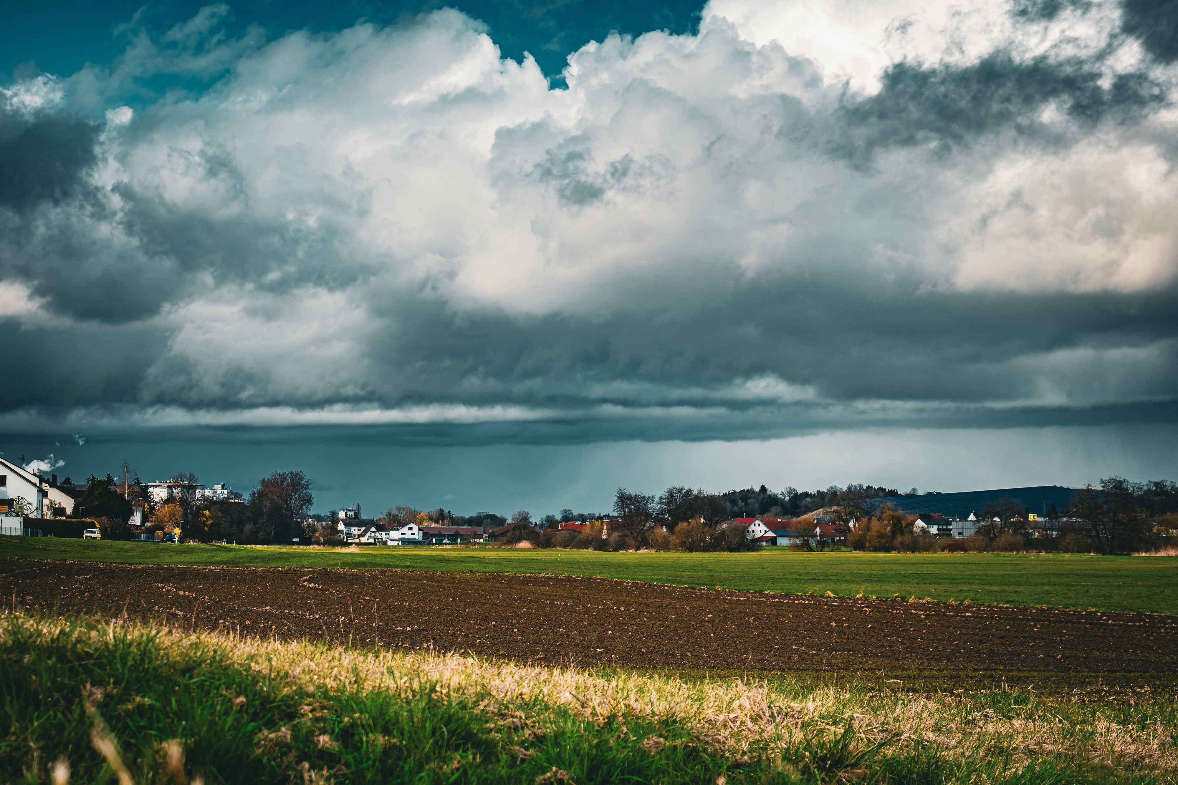Heute.at - Kälte-Peitsche bringt schwere Schauer und Gewitter