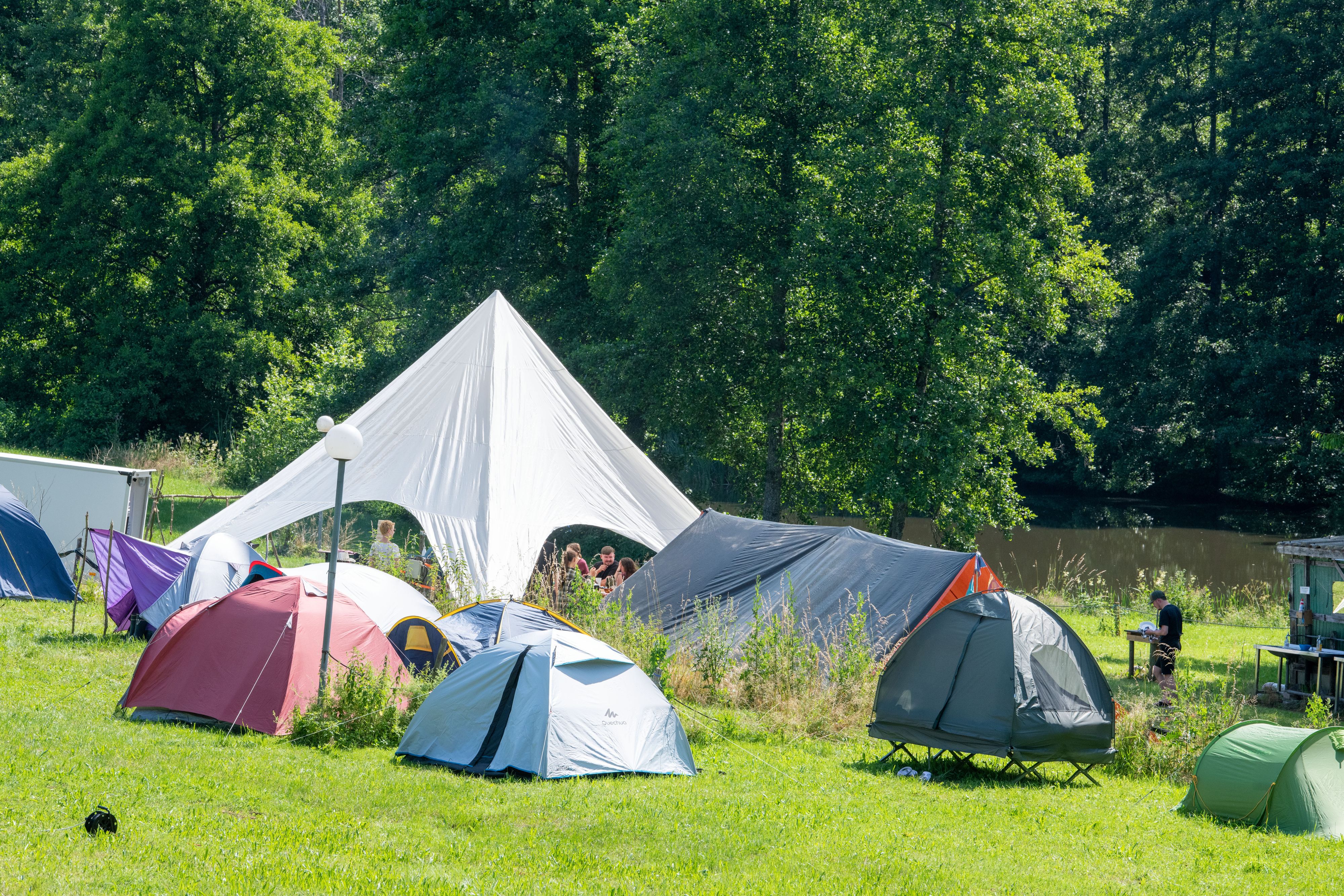 Die Kinder landeten versehentlich in einem inklusiven Ferienlager. (Symbolbild)