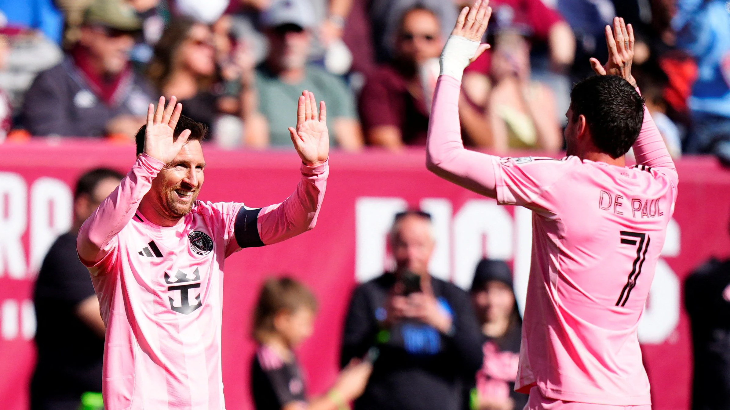 Lionel Messi und Rodrigo de Paul