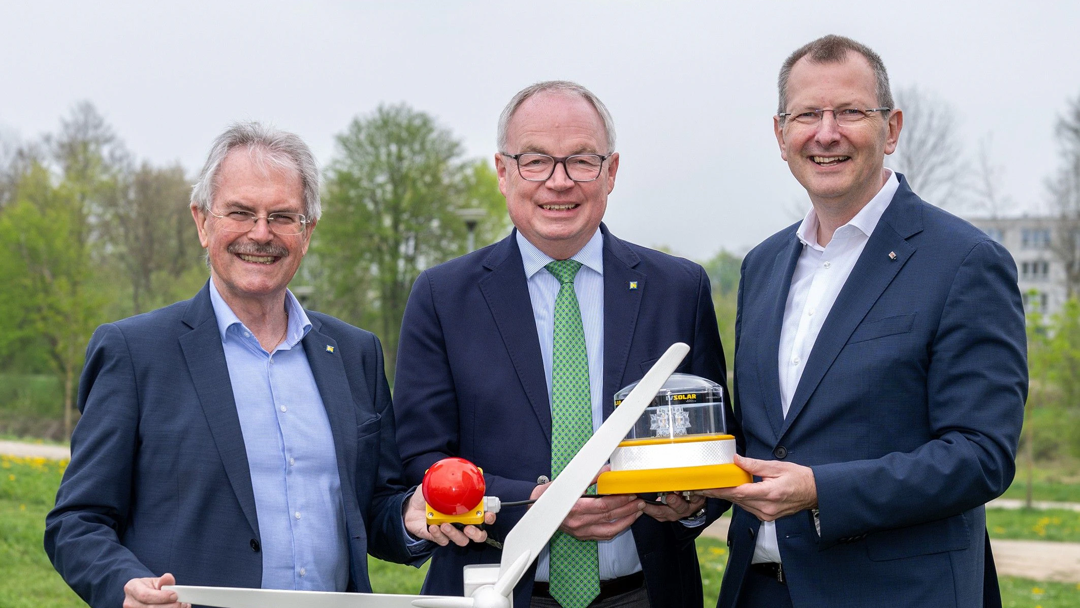 Landtagspräsident Karl Wilfing, LH-Stellvertreter Stephan Pernkopf und EVN Vorstandsdirektor Stefan Stallinger