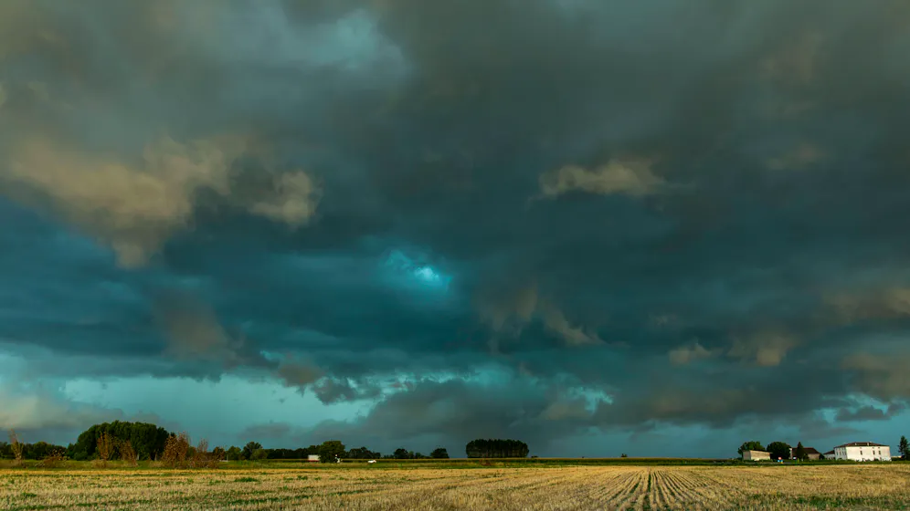 Heute.at - Ab etwa 14 Uhr – Hagel-Gewitter wütet in Österreich