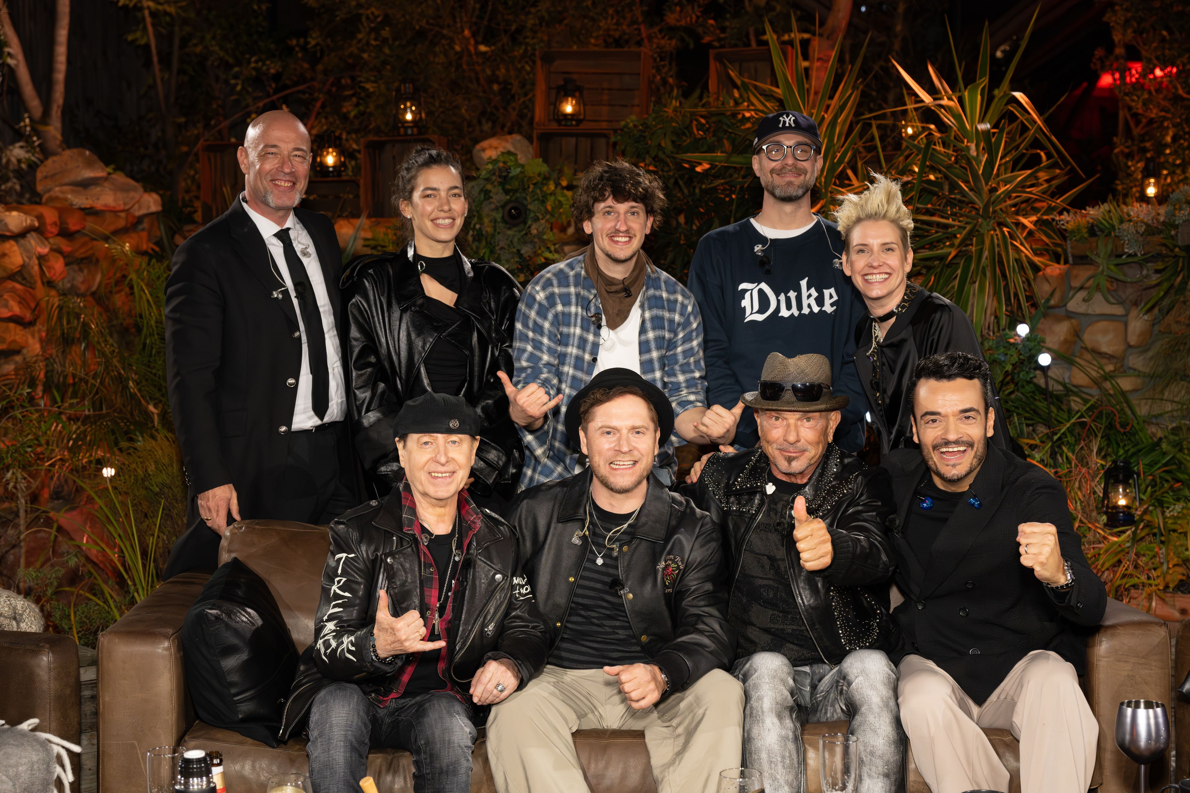 Alina Süggeler (zweite von links) ist Frontfrau von Frida Gold.