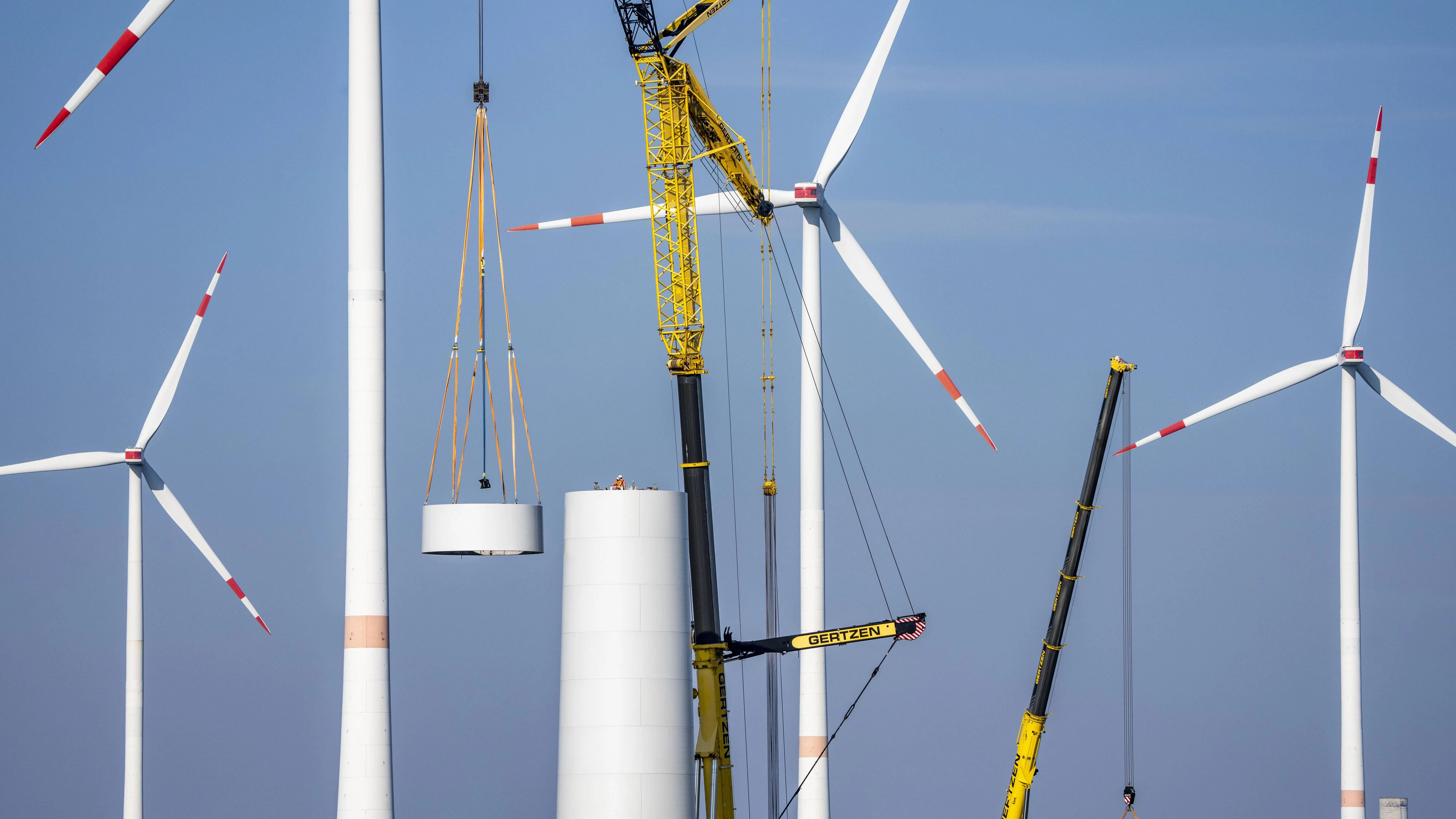 Baustelle eines neuen Windparks. 