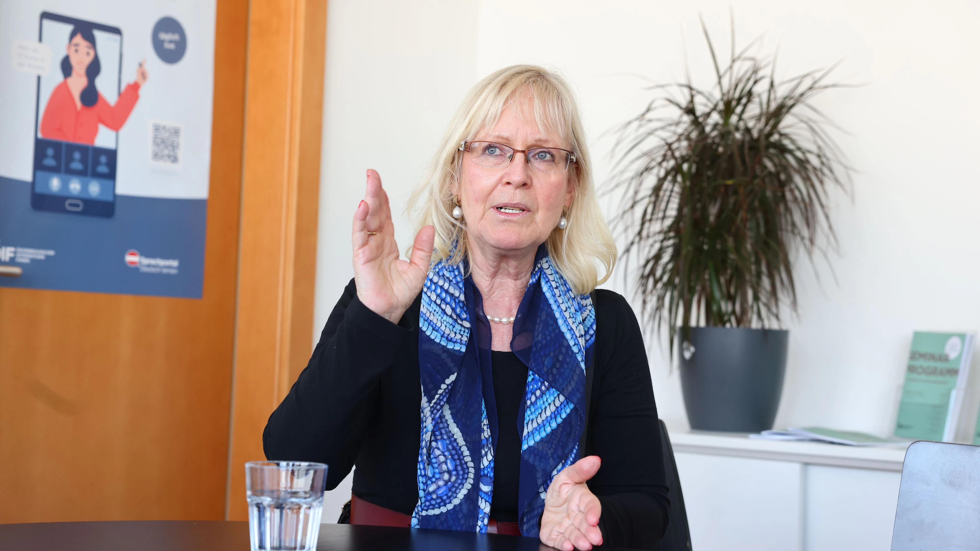 Wir waren lange Zeit zu tolerant, haben zu wenig Selbstbewusstsein für unsere Werte gezeigt, meint Susanne Schröter.