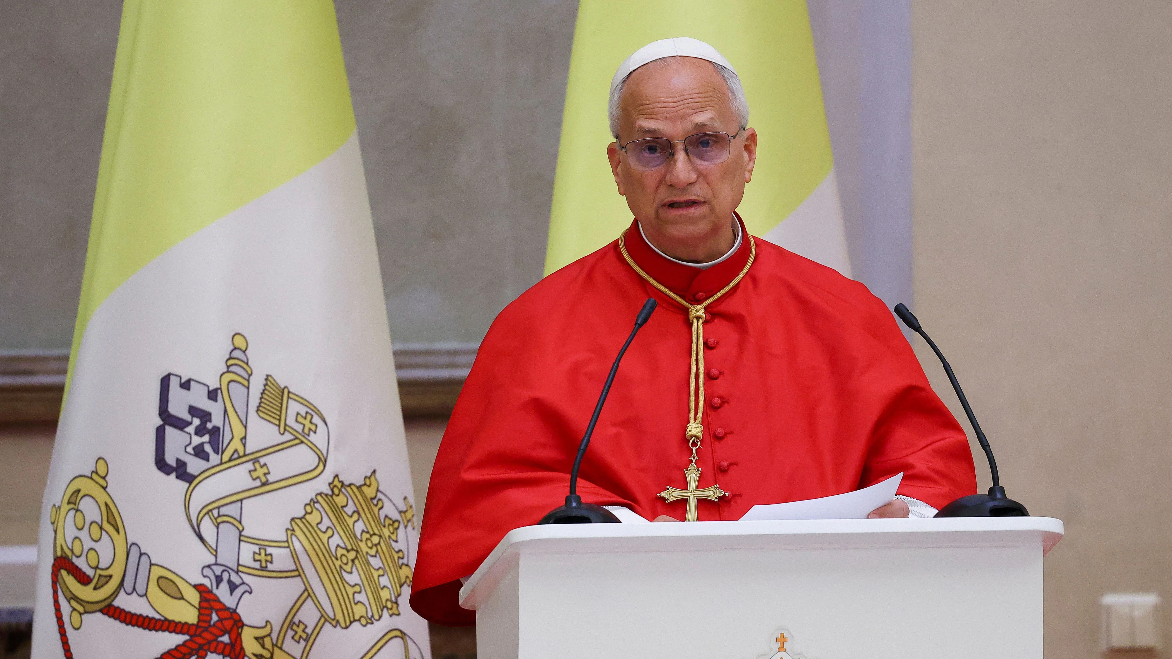 Pope Leo XIV speaks during a meeting with the authorities, civil society and the diplomatic corps at the Presidential Palace in Malabo, Equatorial Guinea, April 21, 2026. REUTERS/Guglielmo Mangiapane  
