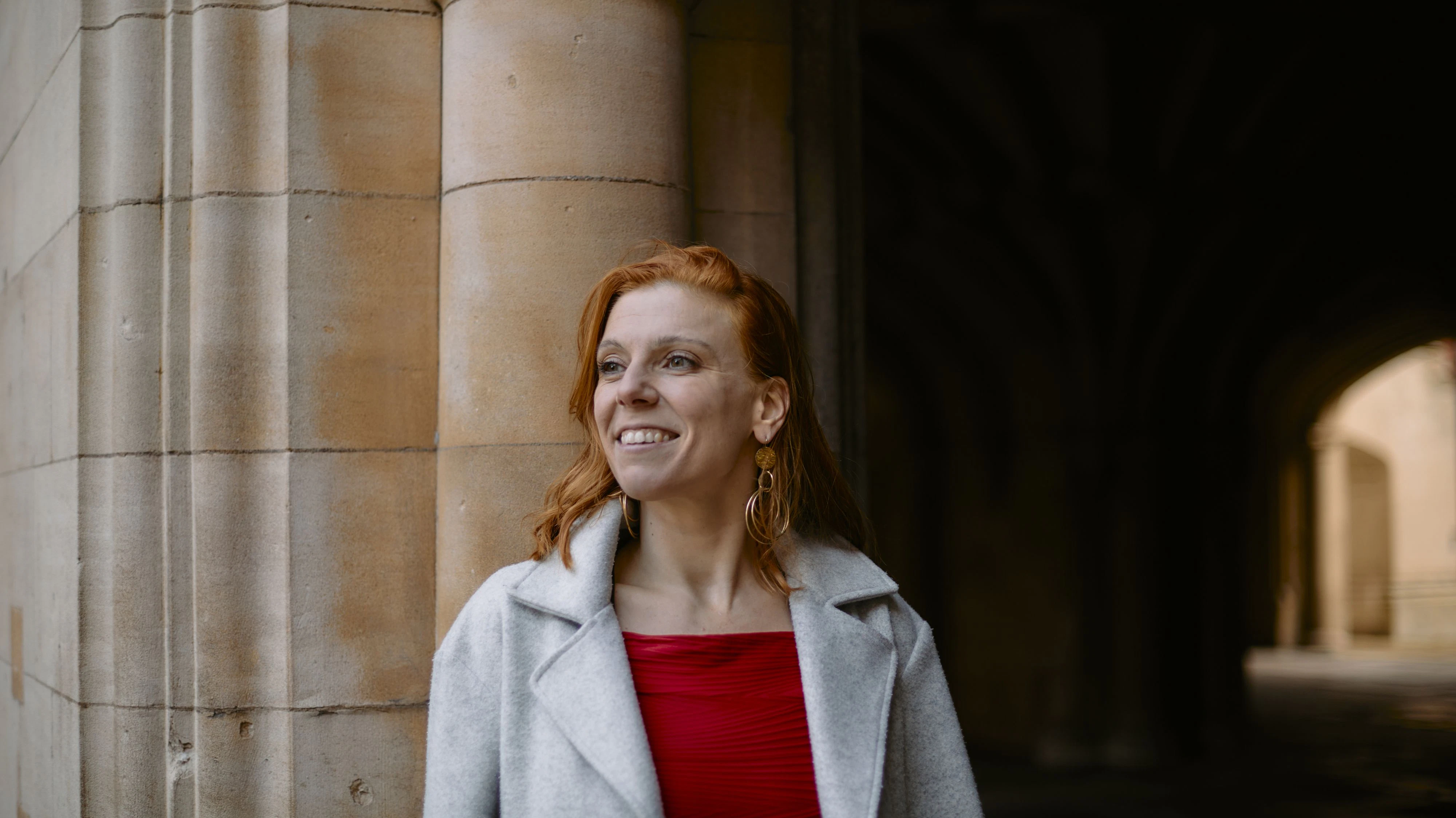 WEF und Global She Shapes AI: Zweifache Auszeichnung für Schweizer KI-Pionierin Rhiana Spring.