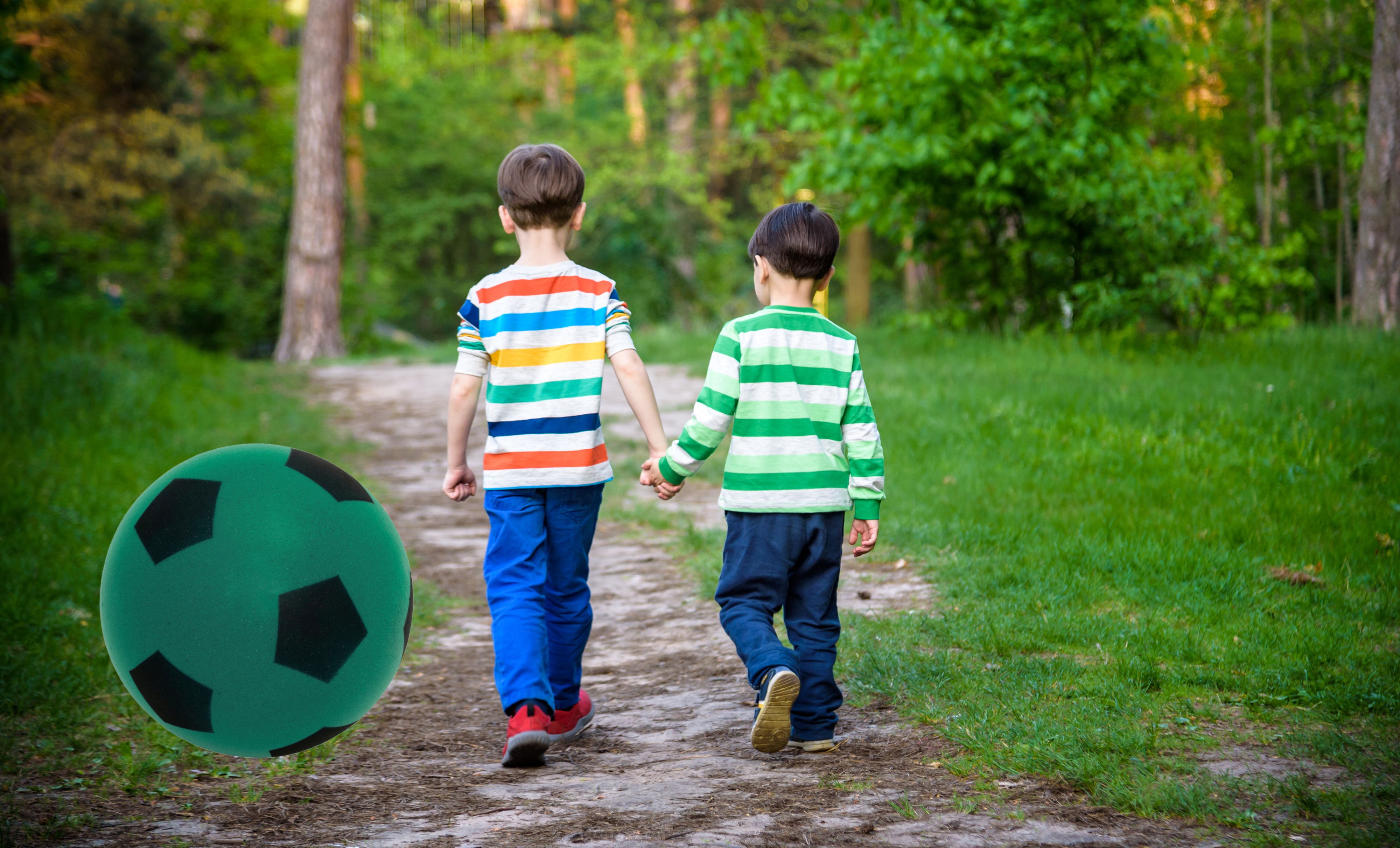 Traumatisches Erlebnis für zwei Buben (5,6) –  sie wurden aus einem Imbiss auf der Wiener Donauinsel geworfen.