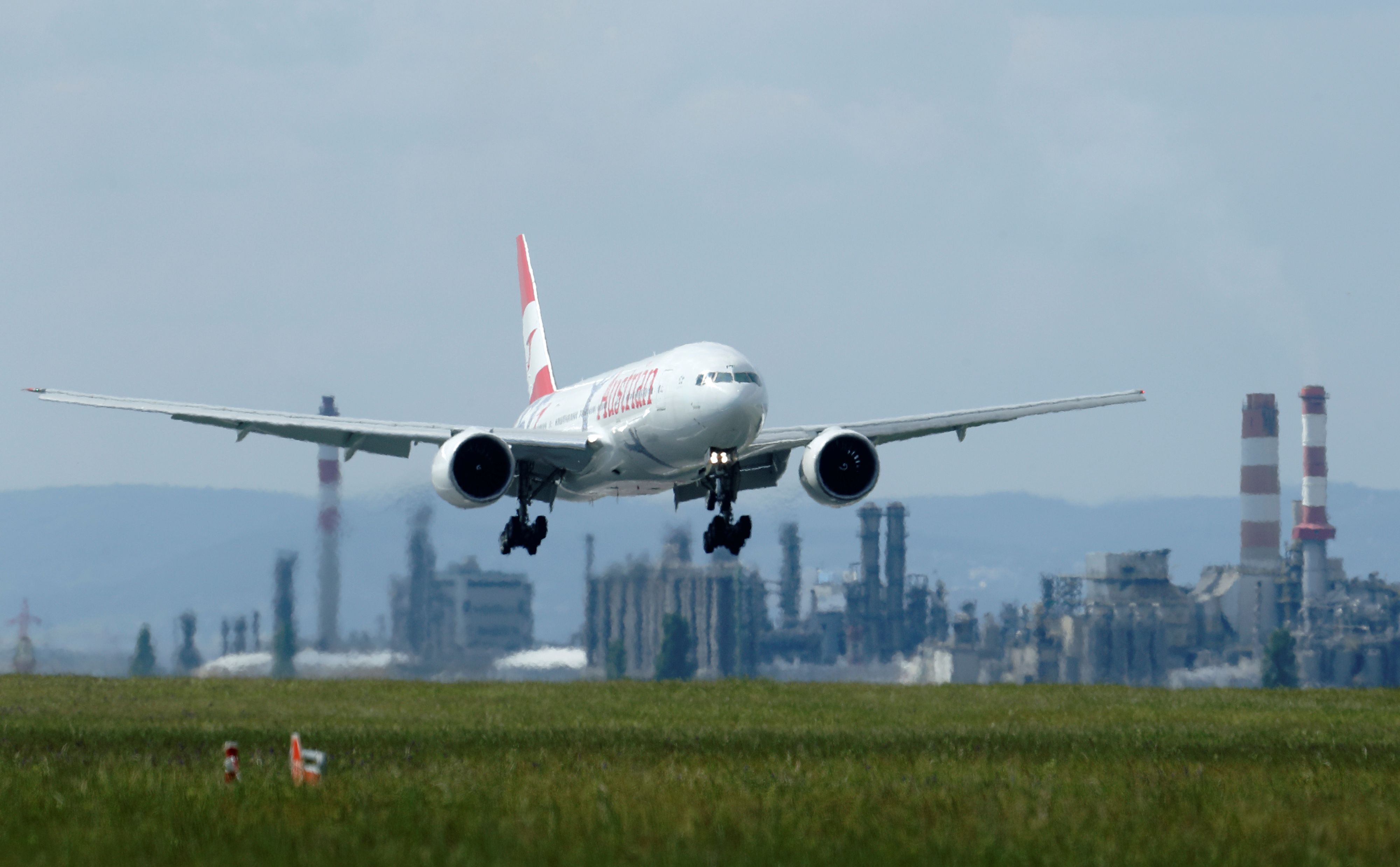 Heute.at - Kerosin-Alarm! So will die EU Reise-Chaos verhindern