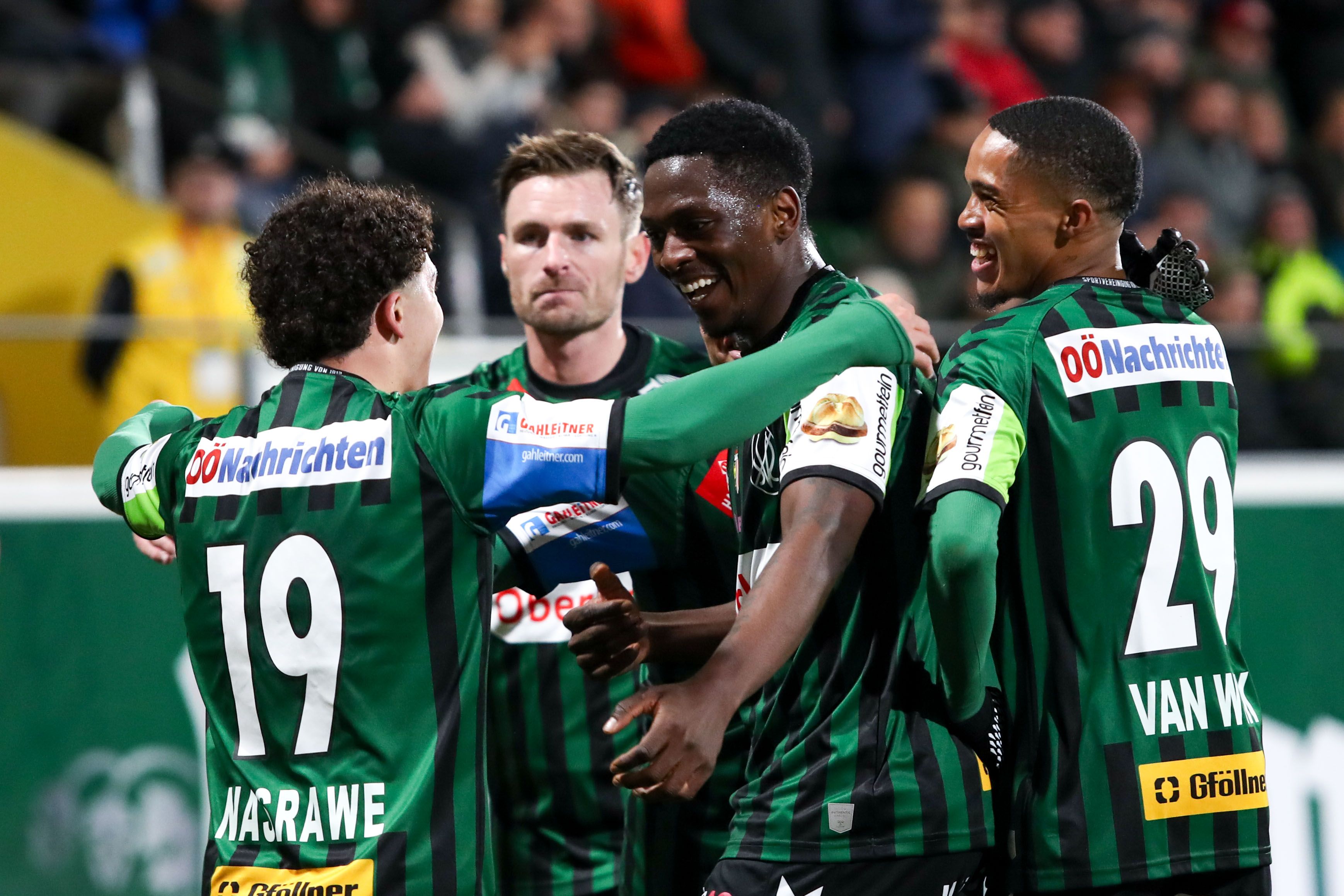 Heute.at - Ried schlägt den GAK und springt an Tabellenspitze