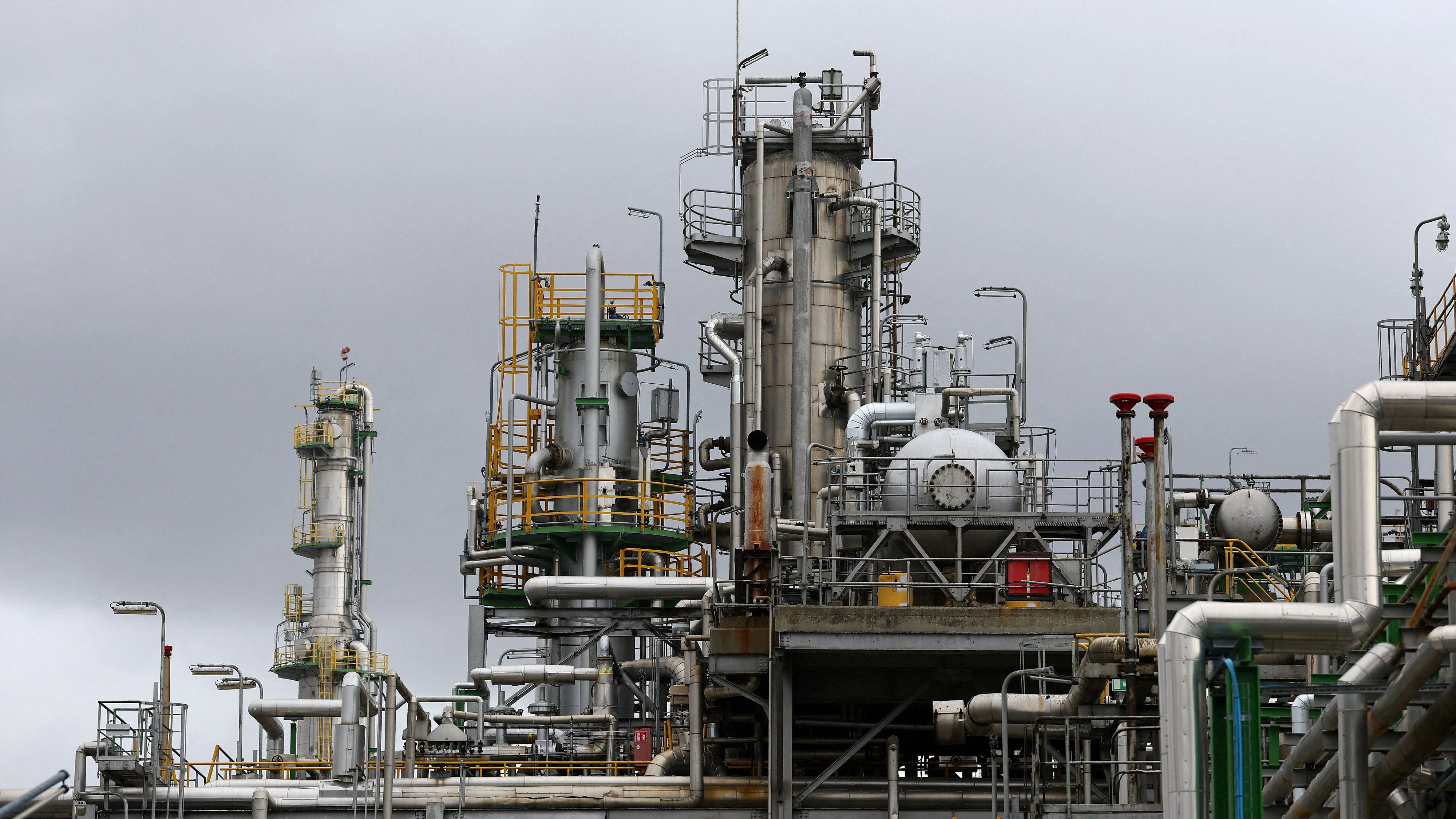 FILE PHOTO: A general view of the PCK refinery, a crude oil processing facility supplying gasoline, jet fuel, diesel and fuel oil, in Schwedt/Oder, Germany, March 31, 2026. REUTERS/Lisi Niesner/File Photo