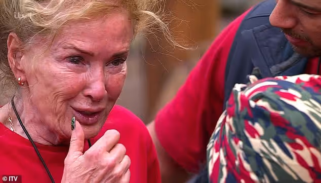 Beverley gibt mitten in der Show auf, weil sie sich zu schwach fühlt.