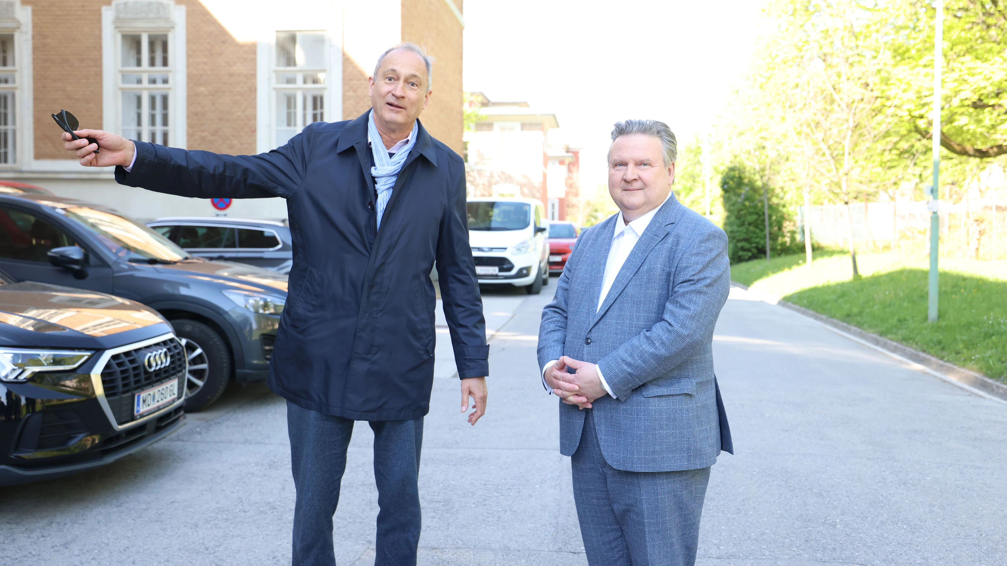 Bürgermeister Ludwig mit MUK-Rektor Andreas Mailath-Pokorny am Otto-Wagner-Areal.