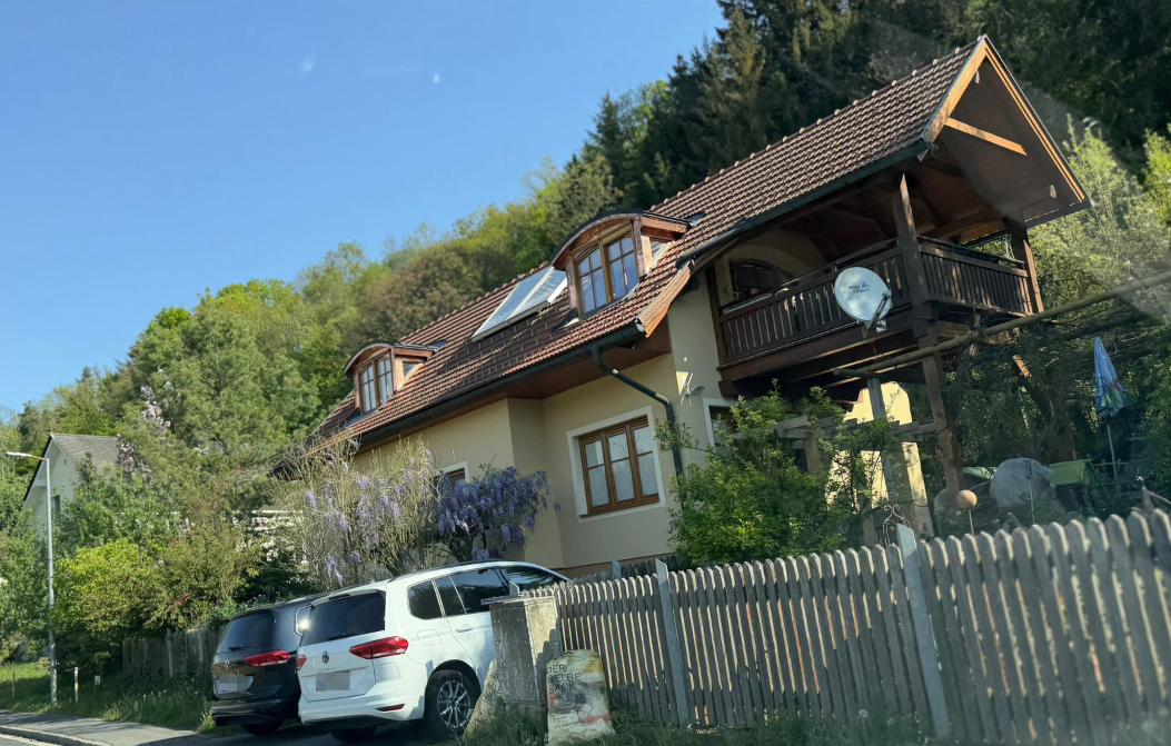 In diesem Haus in der Gemeinde Sankt Peter am Ottersbach ereignete sich die Bluttat.