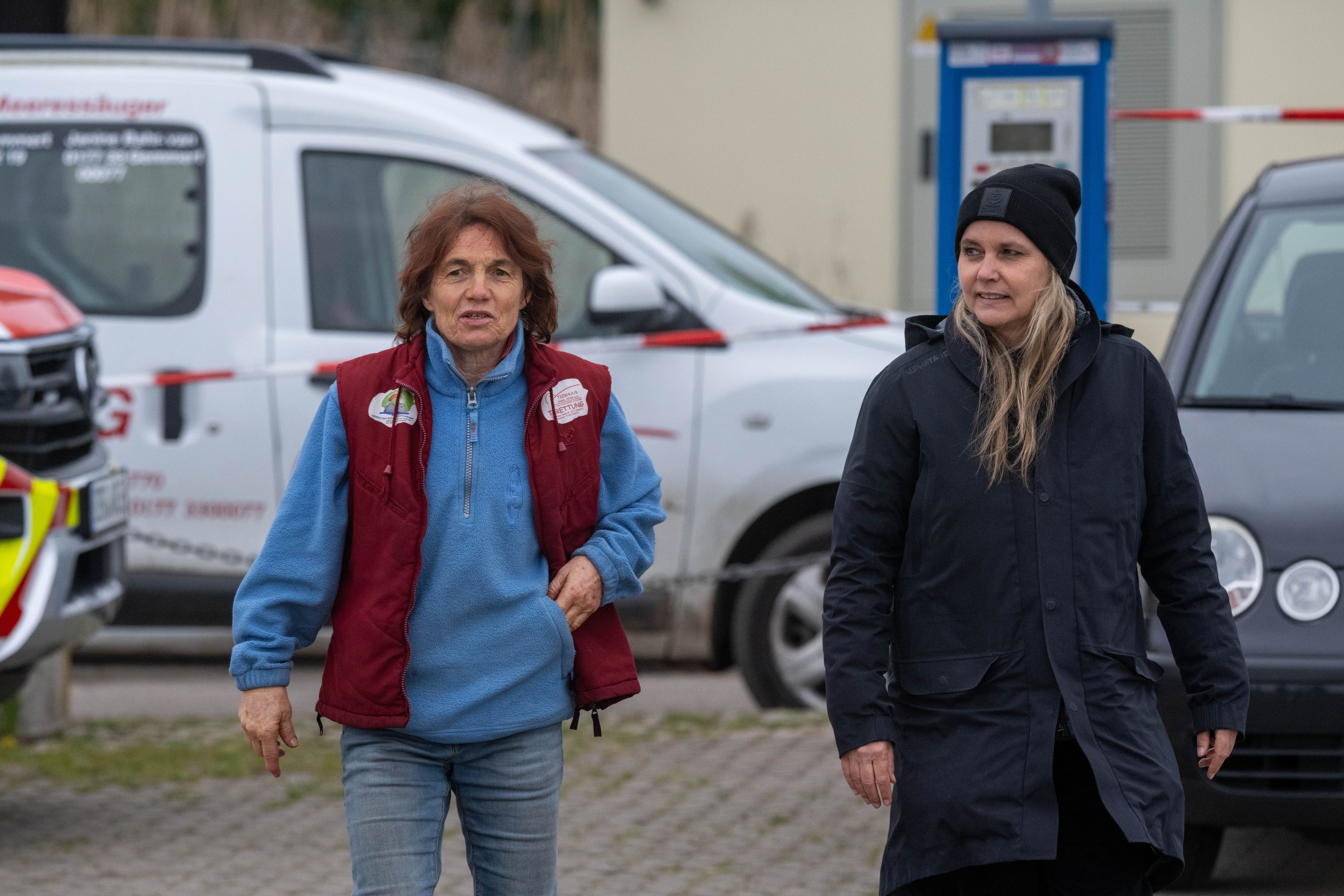 Janine Bahr-van Gemmert (links) liegt im Koma.
