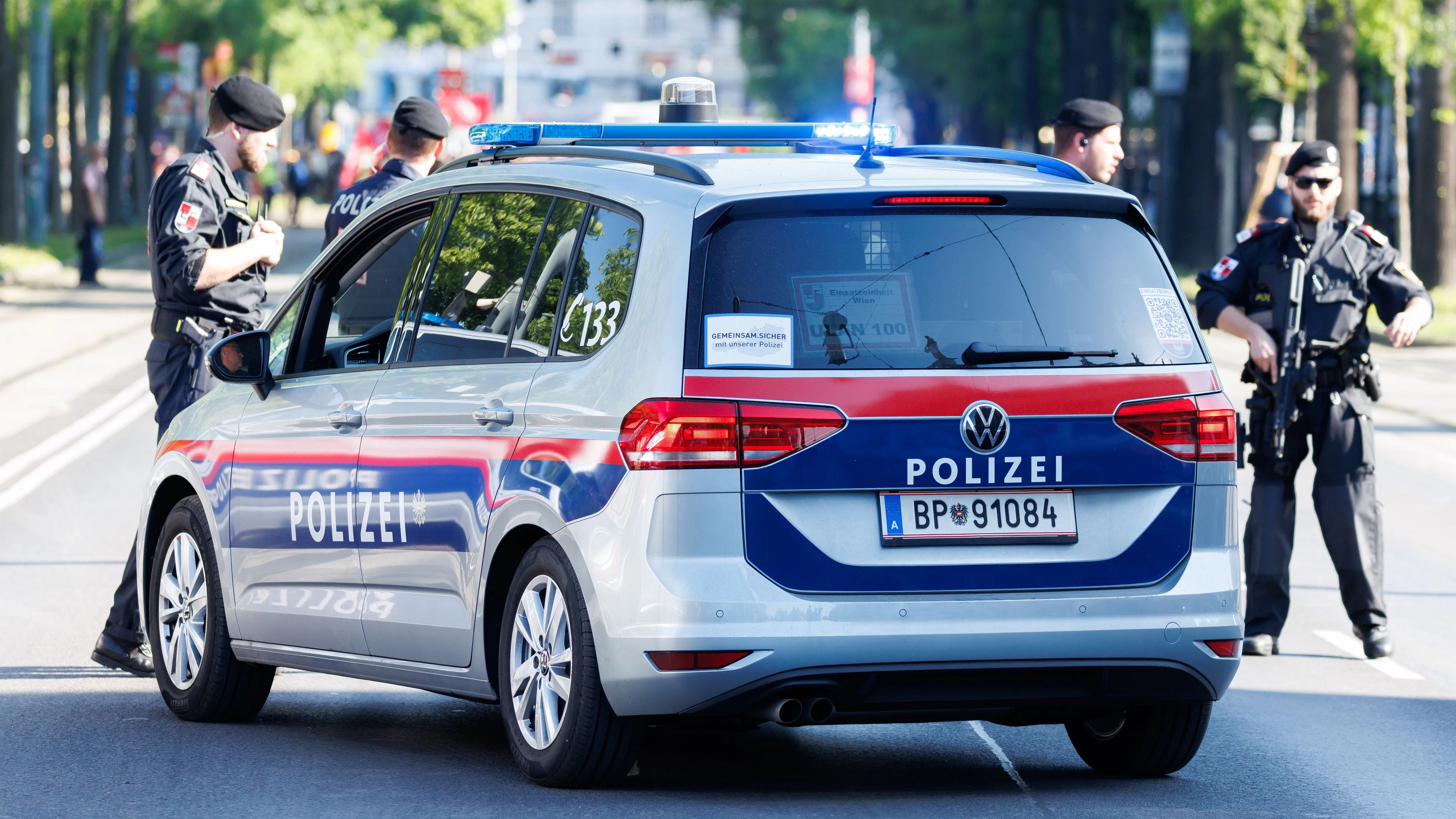 Die Polizei hat die Ermittlungen zu dem Fall bereits aufgenommen.