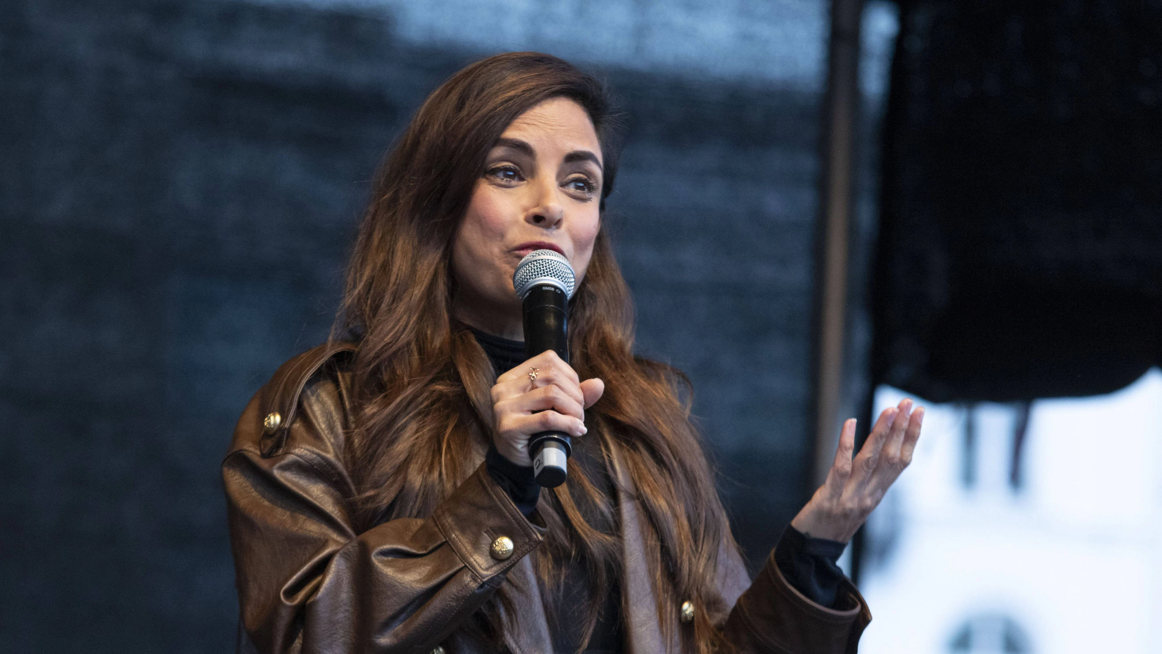 Collien Fernandes hat ihren Ex verklagt.