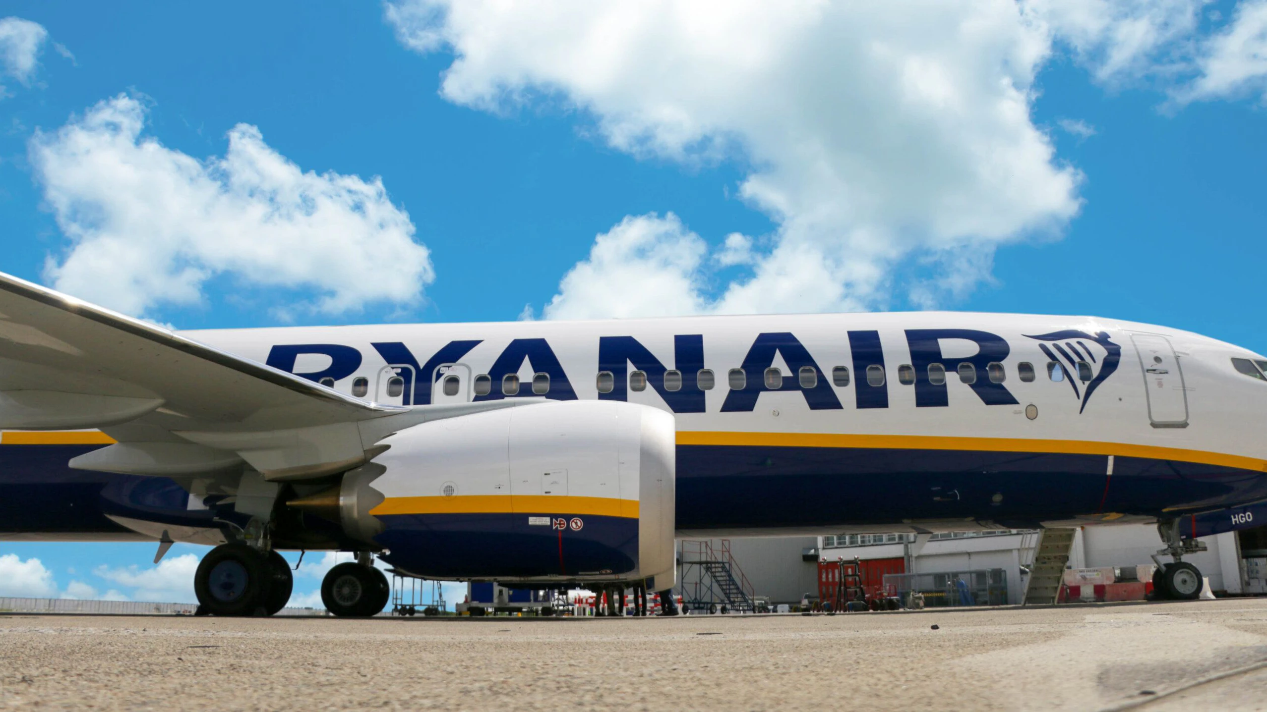 Ryanair lässt Passagieren künftig weniger Zeit für Check-in und Gepäckaufgabe.