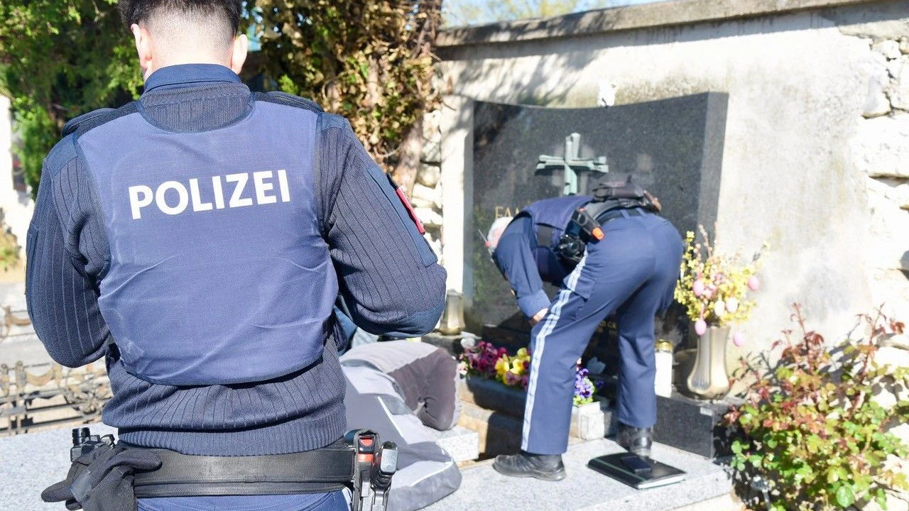 Heute.at - Goldzahn-Diebe auf Friedhöfen – Polizei öffnet Gräber