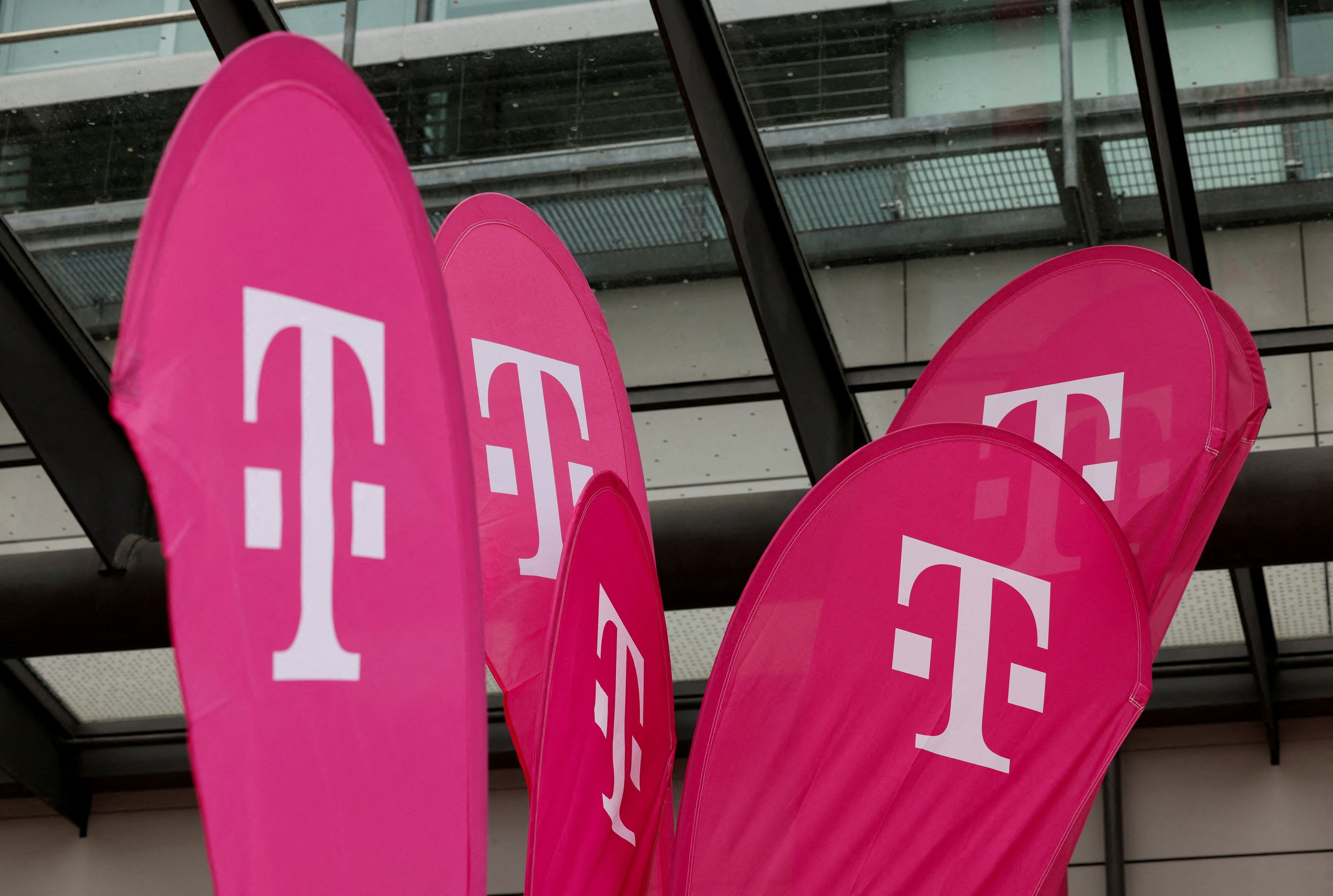 Heute.at - Telekom: Größte Börsen-Fusion der Geschichte?