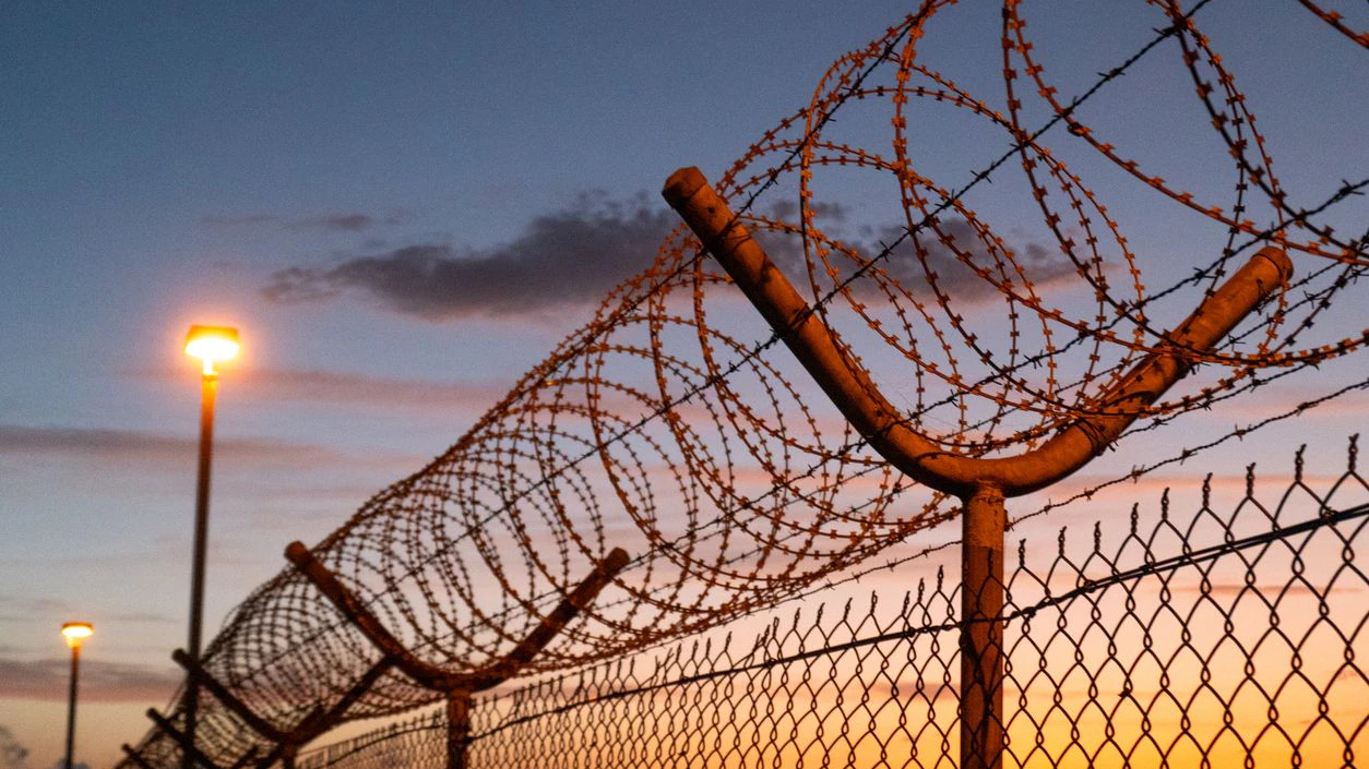 Abschiebezentren außerhalb der EU könnten legal sein. (Symbolbild)