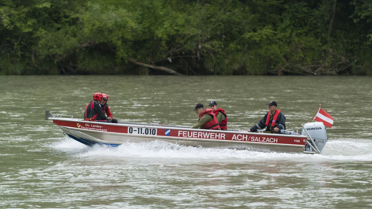 Der Einsatz läuft noch. (Symbolbild)