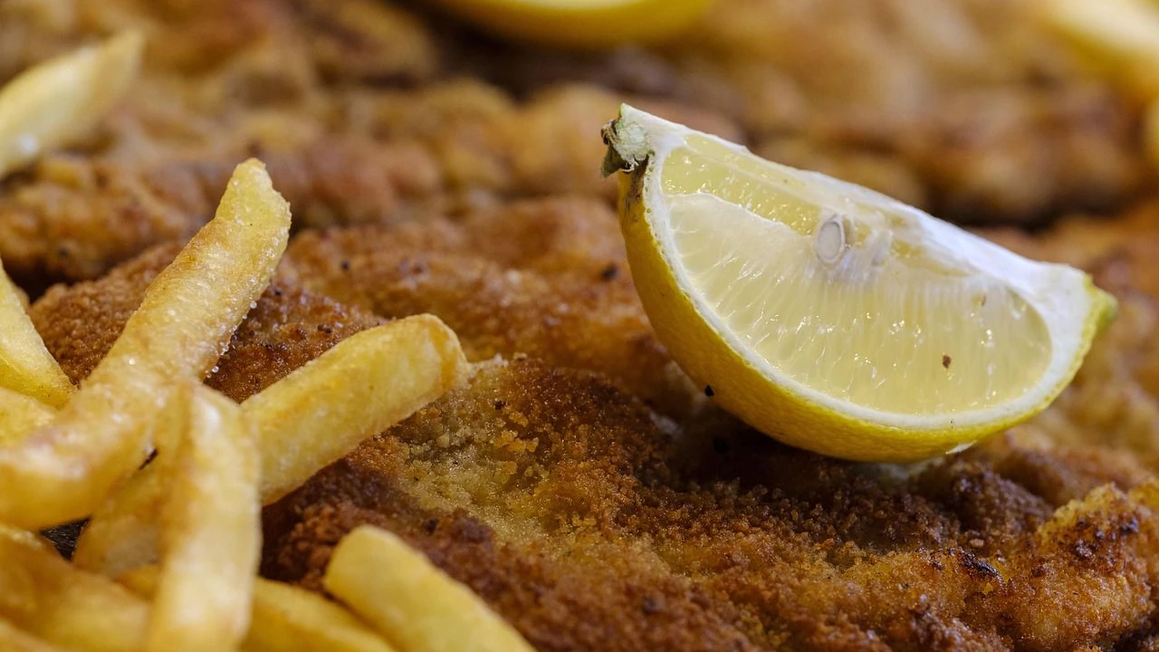 Heute.at - Schnitzel im Airfryer: So wird es knusprig