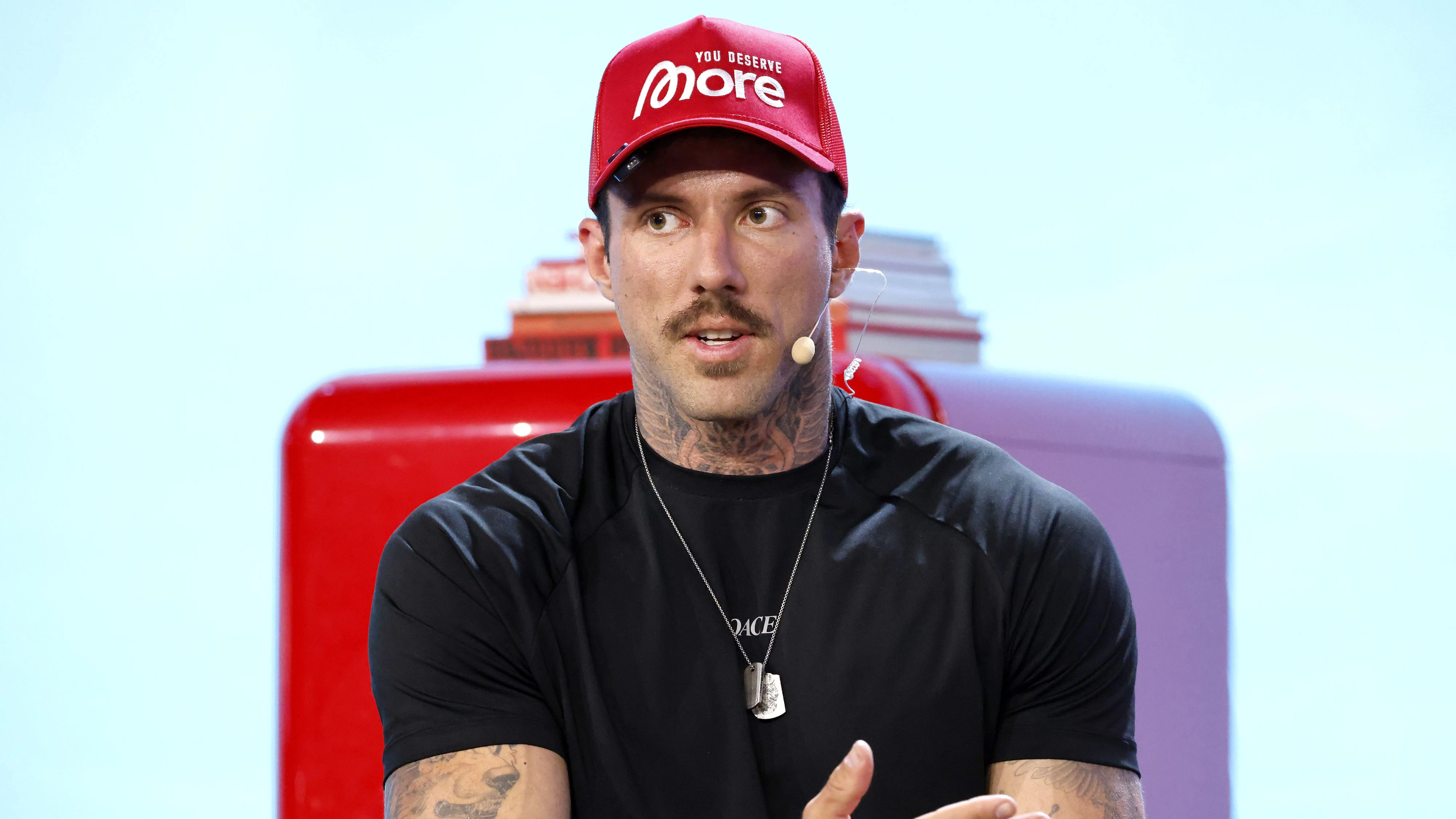 Unternehmer und Influencer Christian Wolf (More Nutrition) auf der FIBO 2026 in Köln.