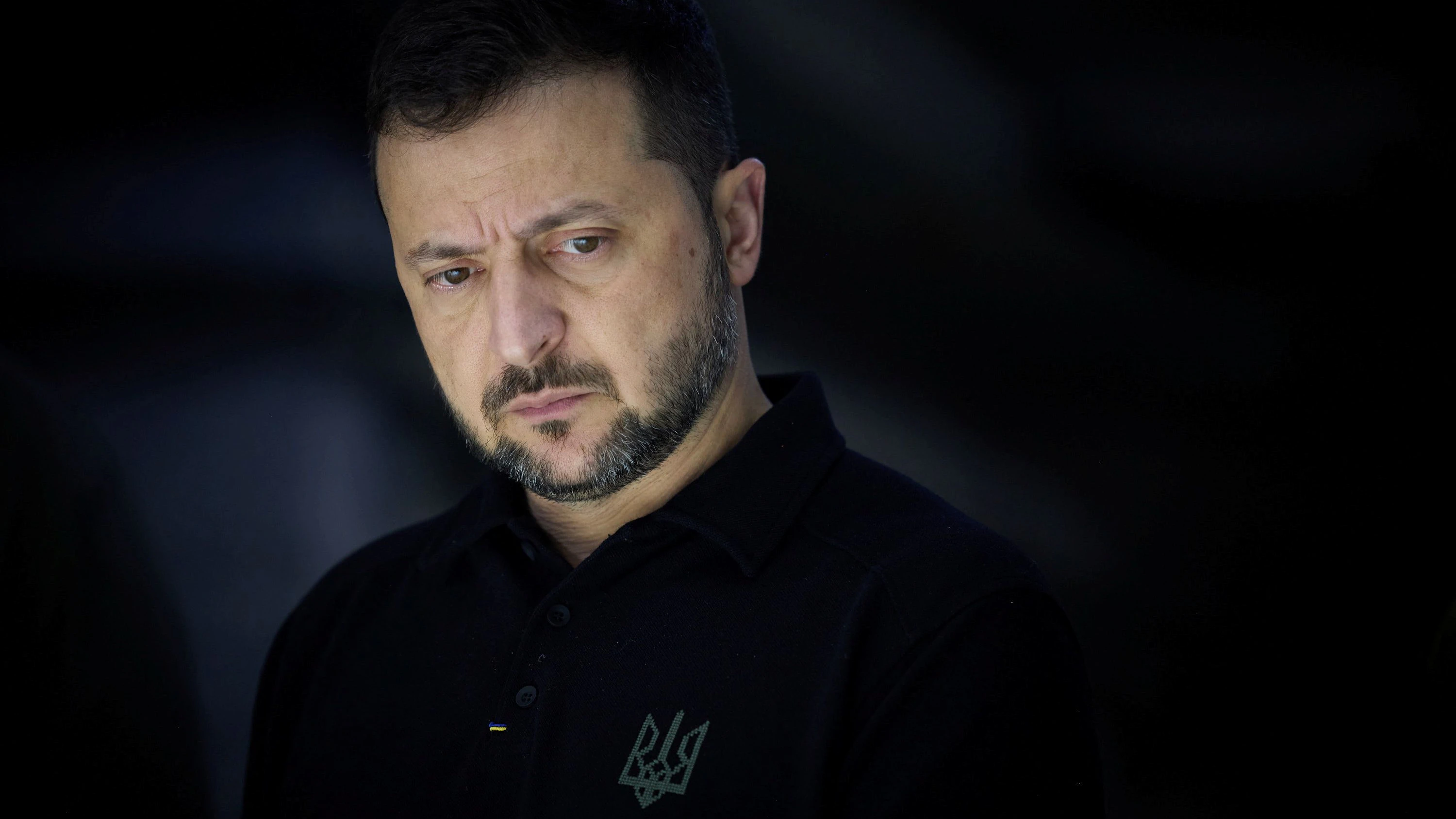 Ukraine's President Volodymyr Zelenskiy looks on as he visits a position of Ukrainian troops, in the course of Russia-Ukraine conflict, in Sumy region, Ukraine October 4, 2024. Ukrainian Presidential Press Service/Handout via REUTERS ATTENTION EDITORS - THIS IMAGE HAS BEEN SUPPLIED BY A THIRD PARTY.