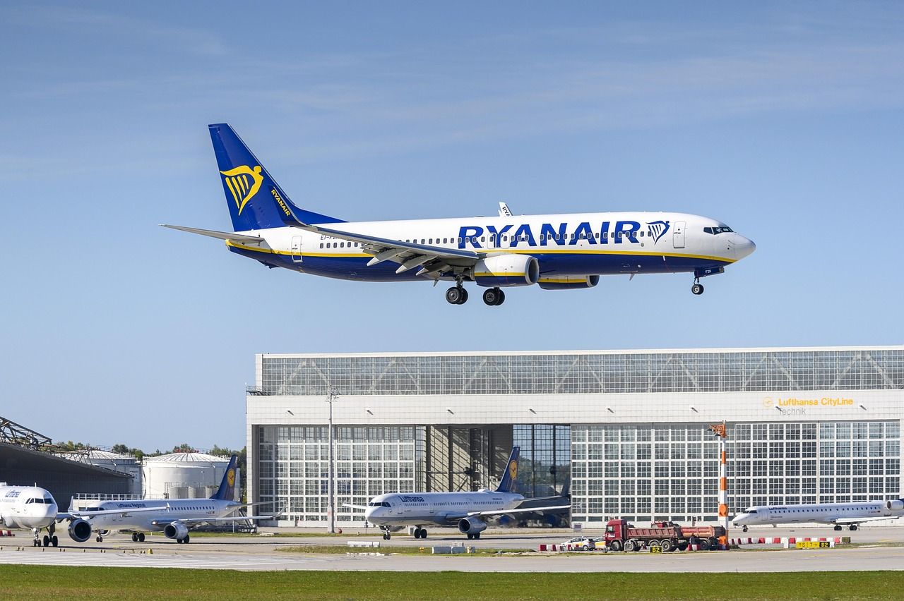 Ryanair-Maschine am Flughafen