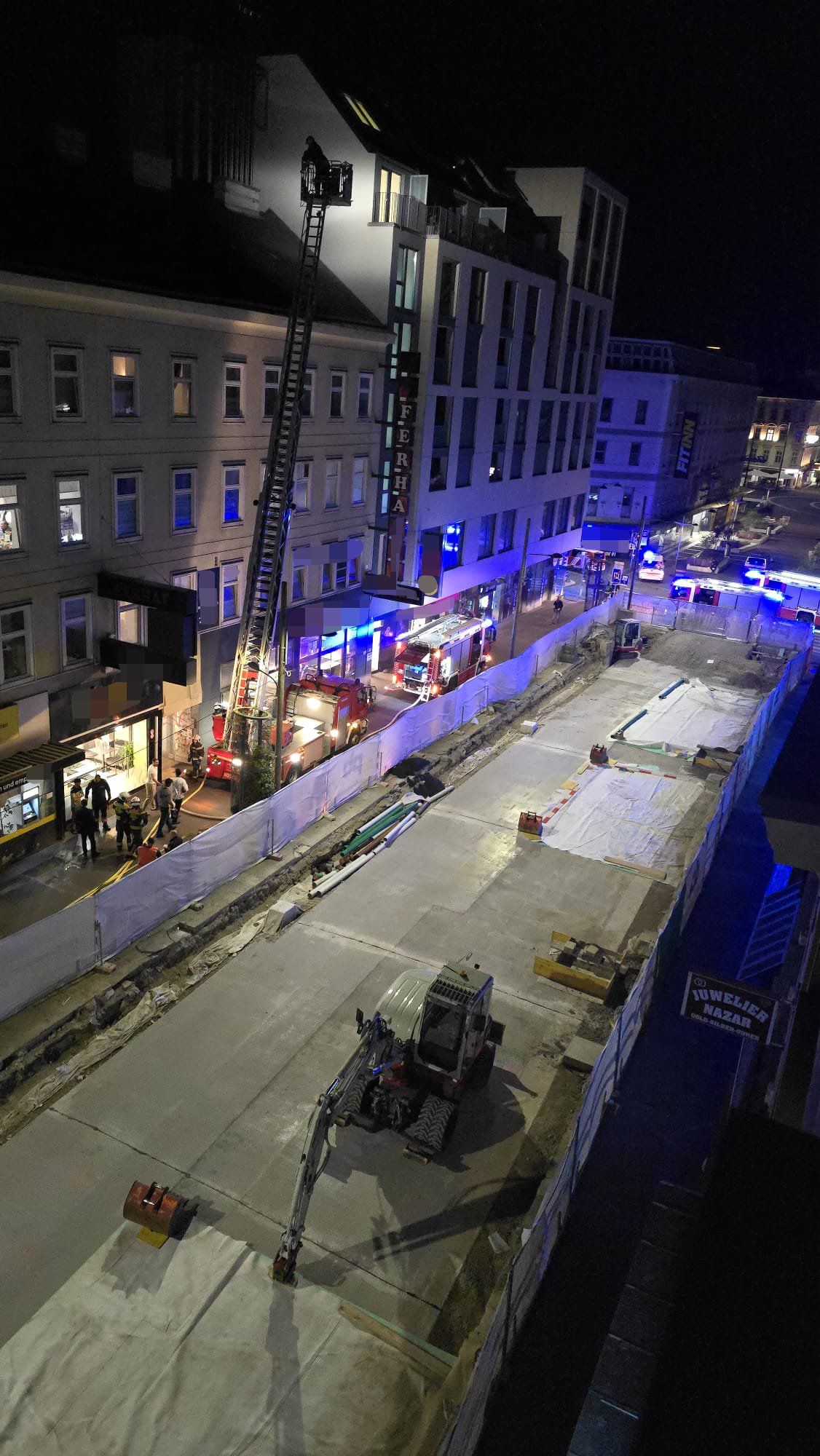 Feuerwehreinsatz in der Favoritenstraße in Wien.