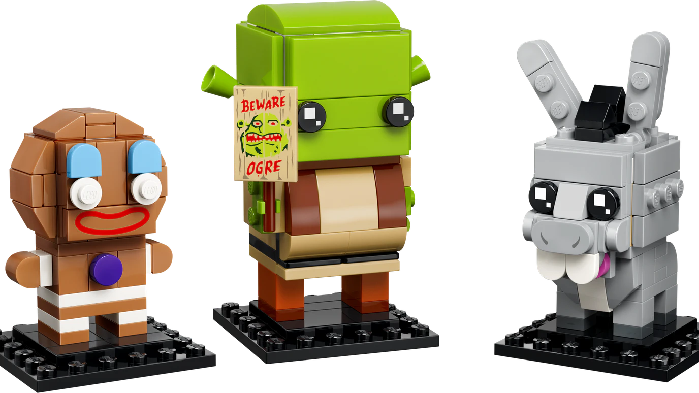 Die Figuren erscheinen im typischen BrickHeadz-Stil mit kantigen Köpfen.