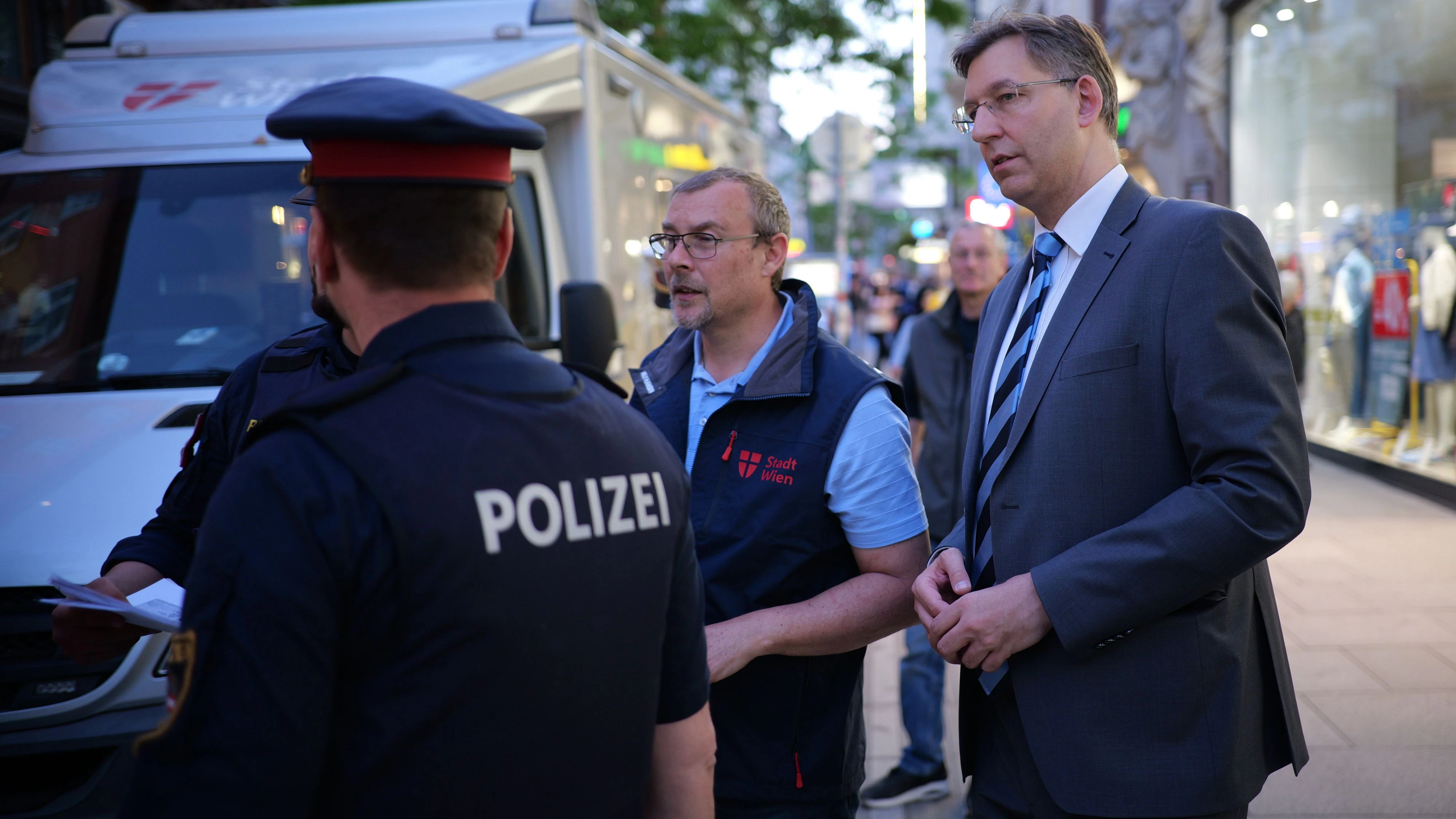 Heute.at - Aktion scharf gegen Auto-Poser in der Wiener City