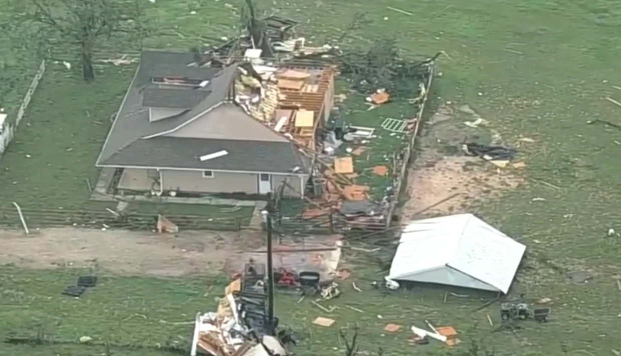 Heute.at - Tornados wüten in Texas – Zwei Tote, Häuser zerstört
