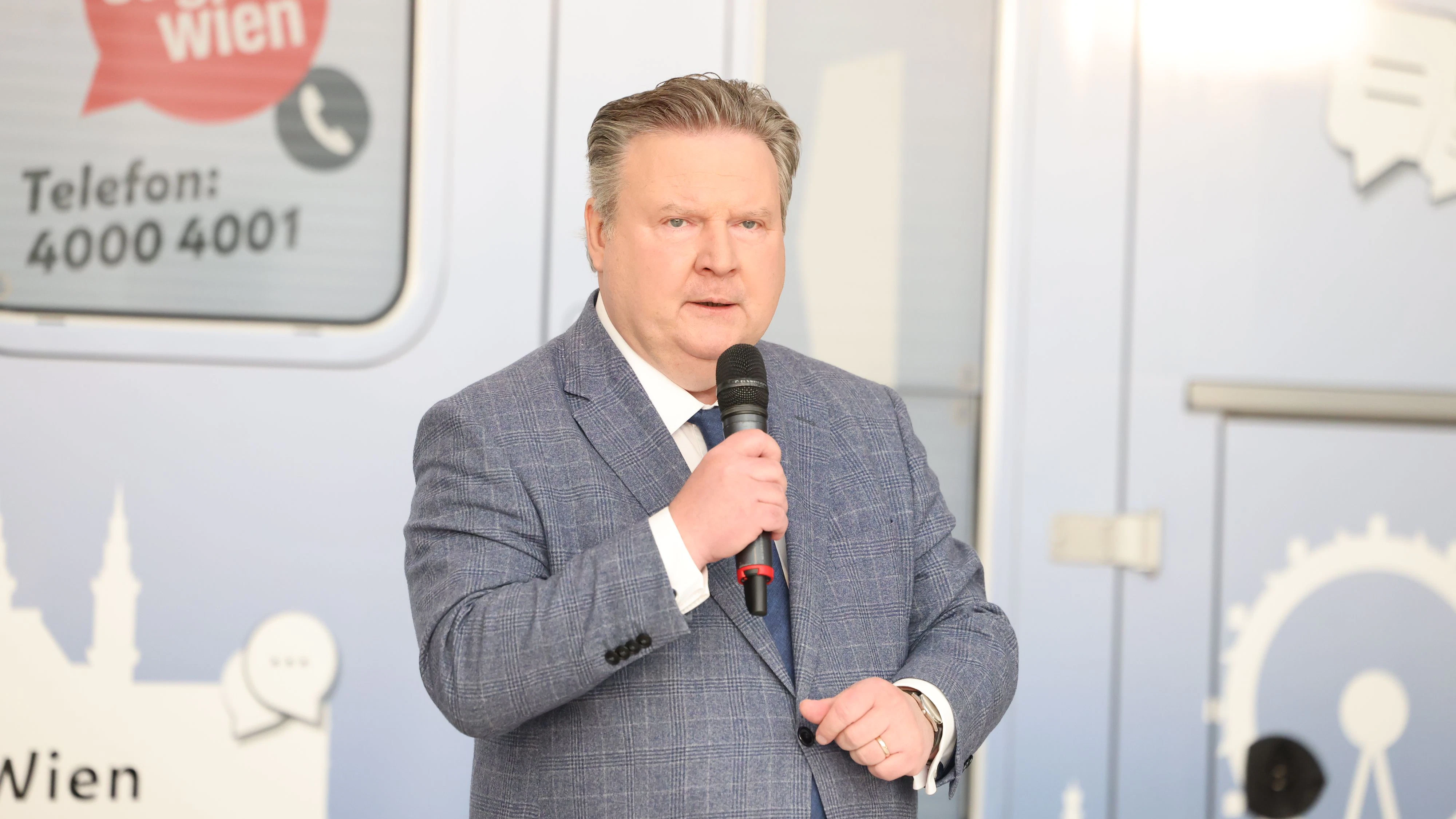 Heute.at - Ludwig sicher: Personen lösen sich nicht in Luft auf