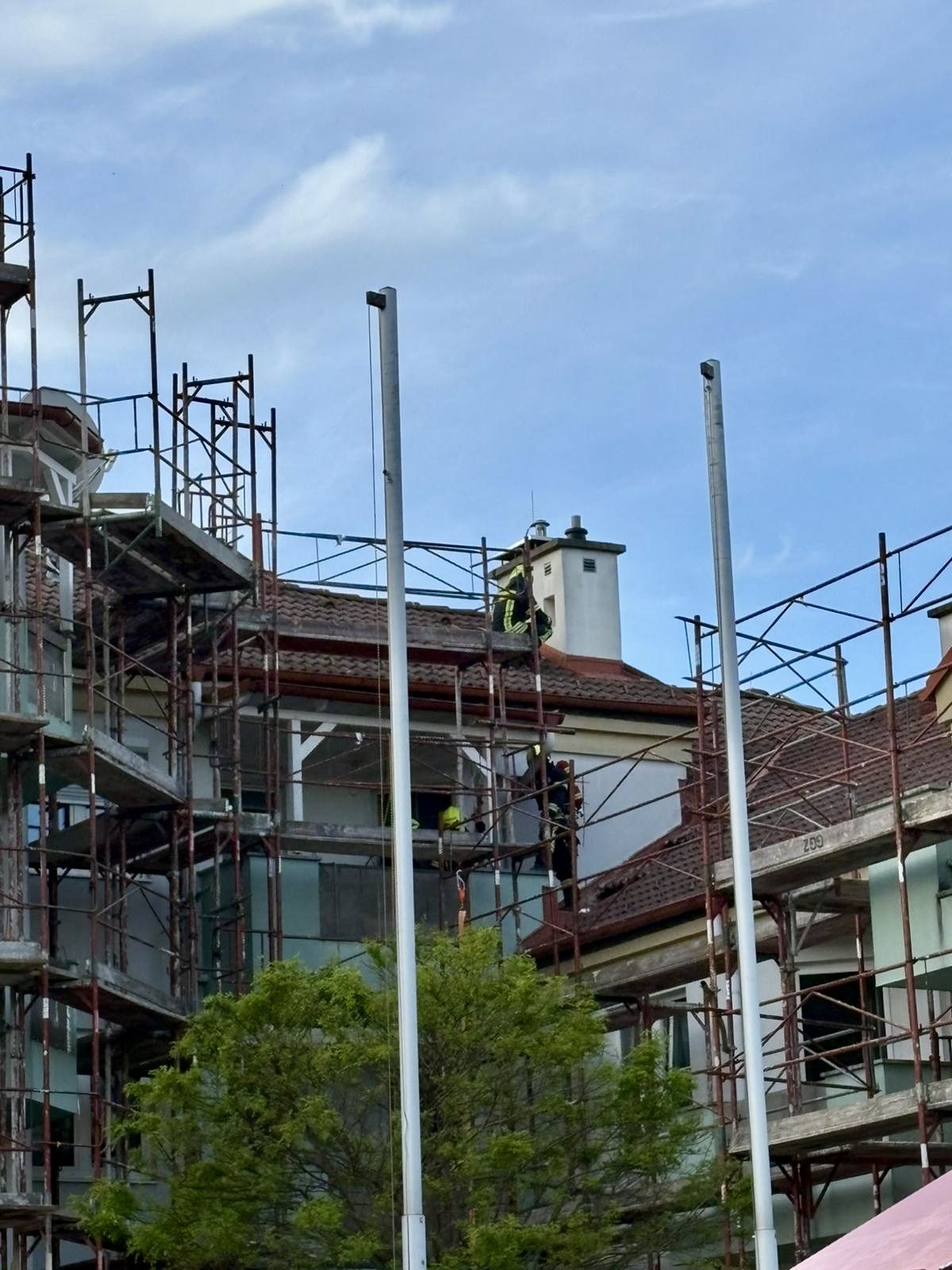 Wegen des Brands mussten 30 Personen evakuiert werden.