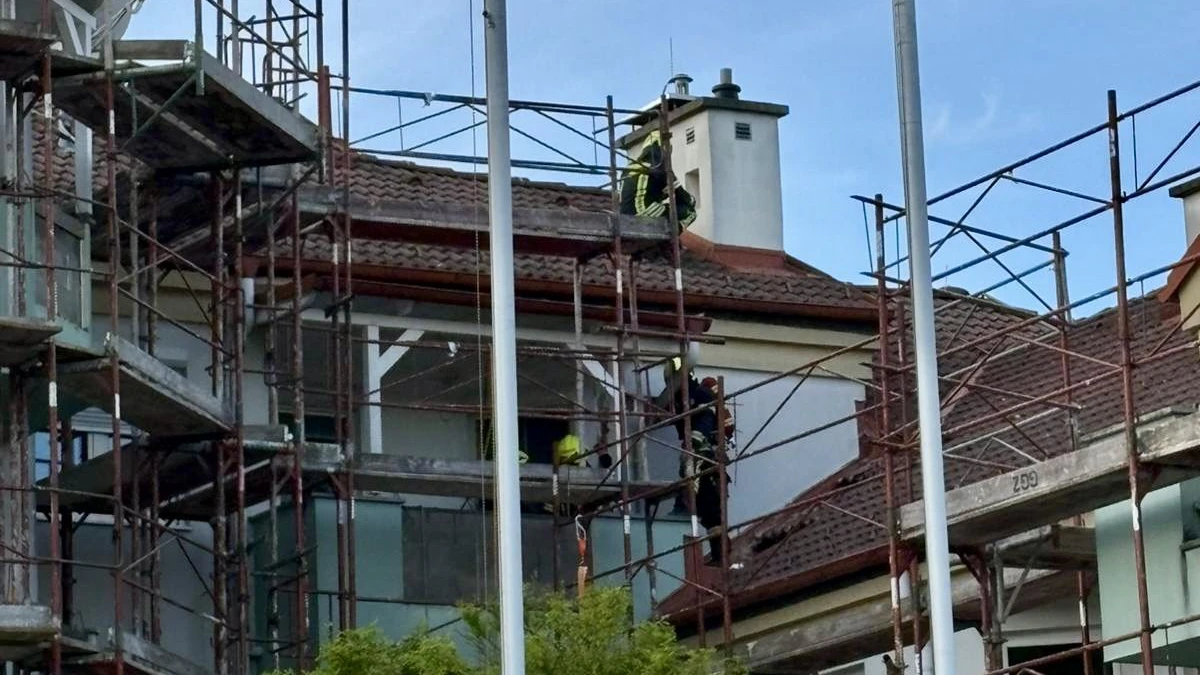 Wegen des Brands mussten 30 Personen evakuiert werden.