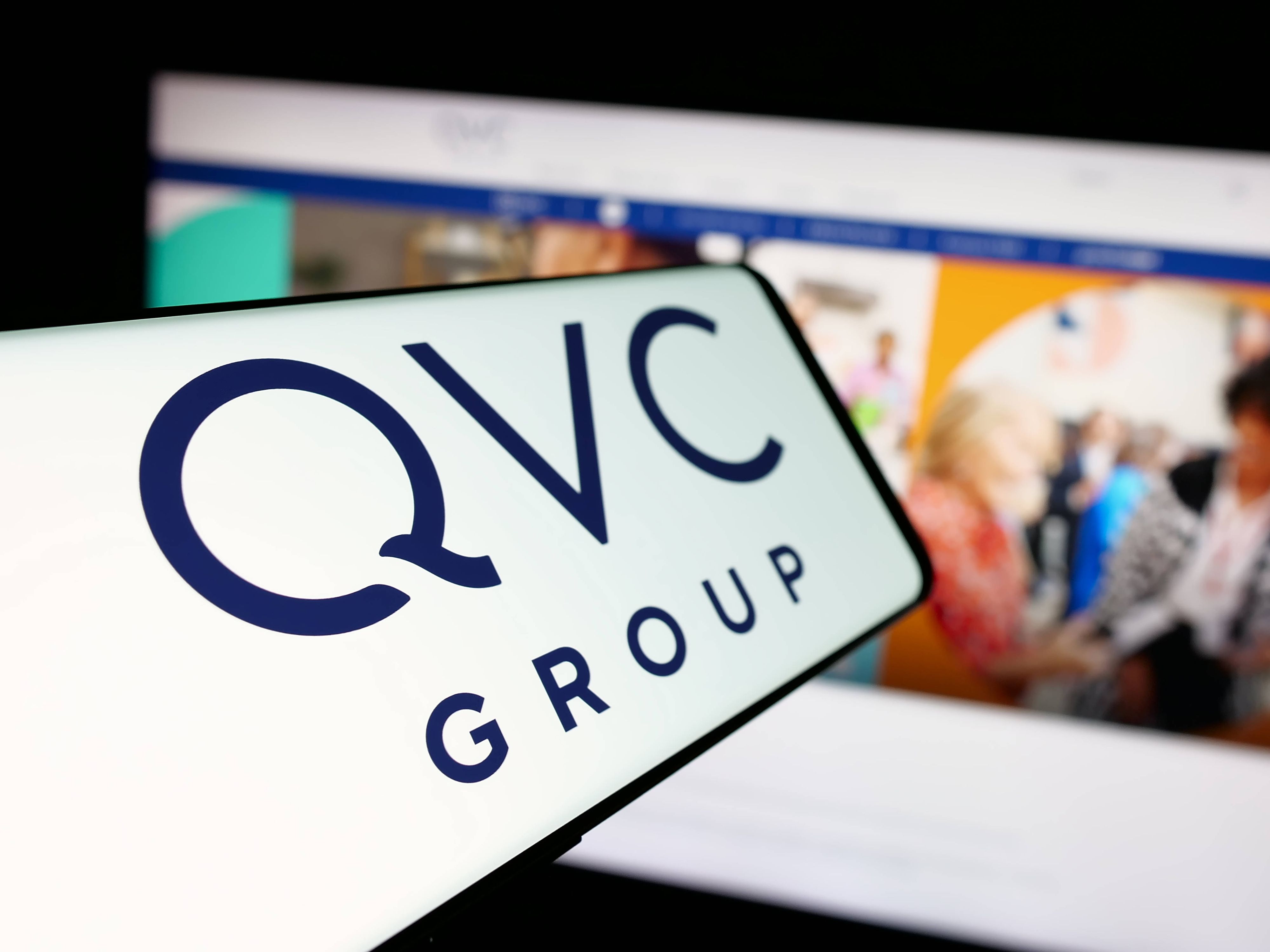 QVC hat in den USA Insolvenz angemeldet. Der Konzern sitzt auf 6,6 Milliarden Dollar Schulden.
