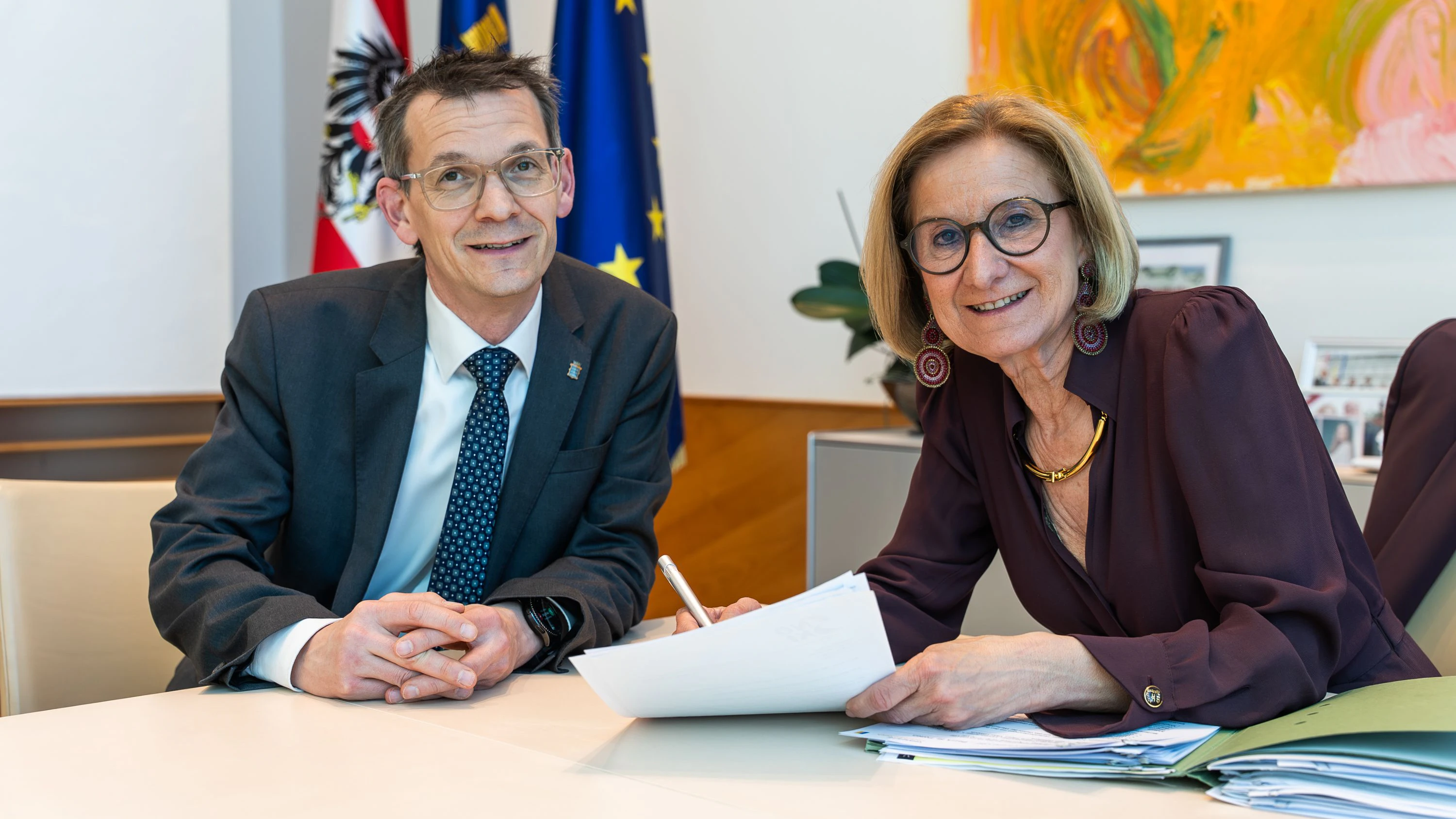 Bürgermeister Peter Teix und Landeshauptfrau Johanna Mikl-Leitner