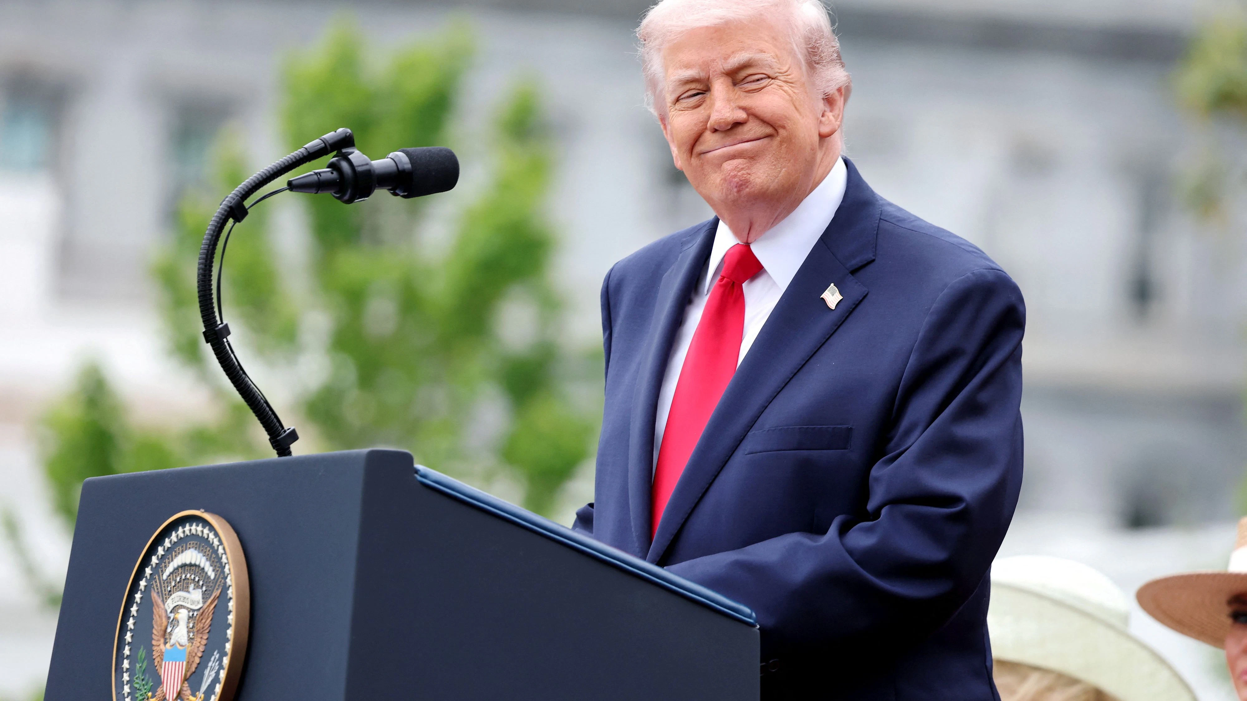 Trump richtet erneut eine scharfe Drohung in Richtung Iran. (Symbolbild)