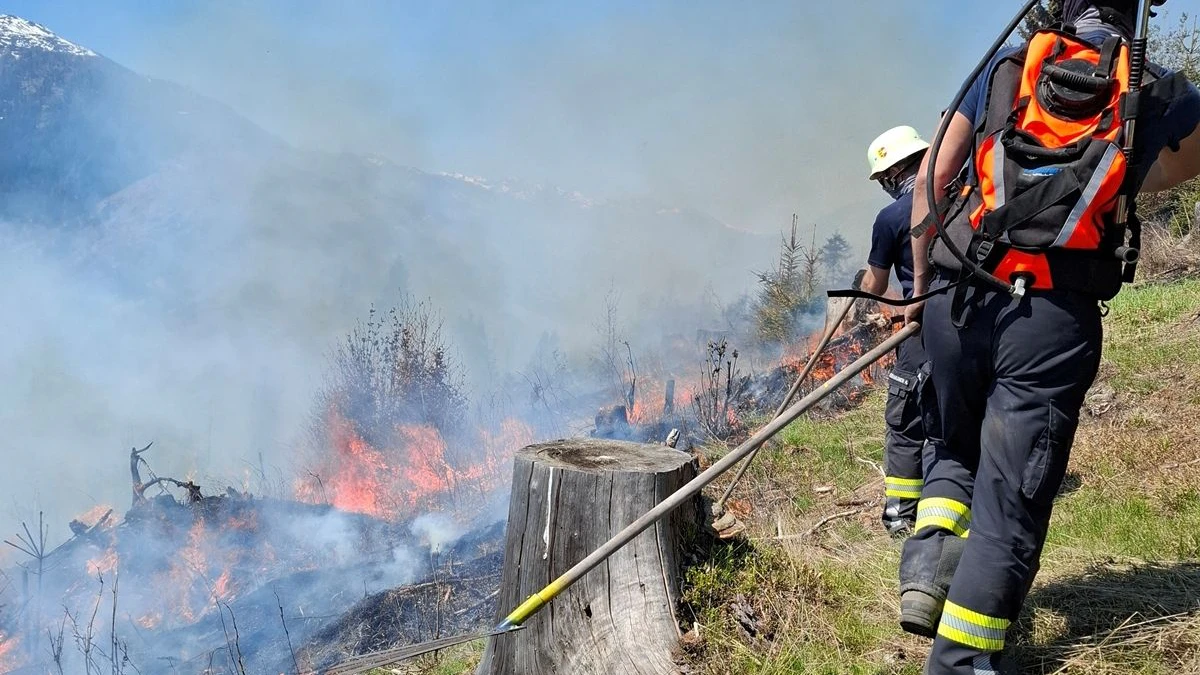 Heute.at - Flammen-Inferno im Lesachtal – Forstarbeiter im Visier