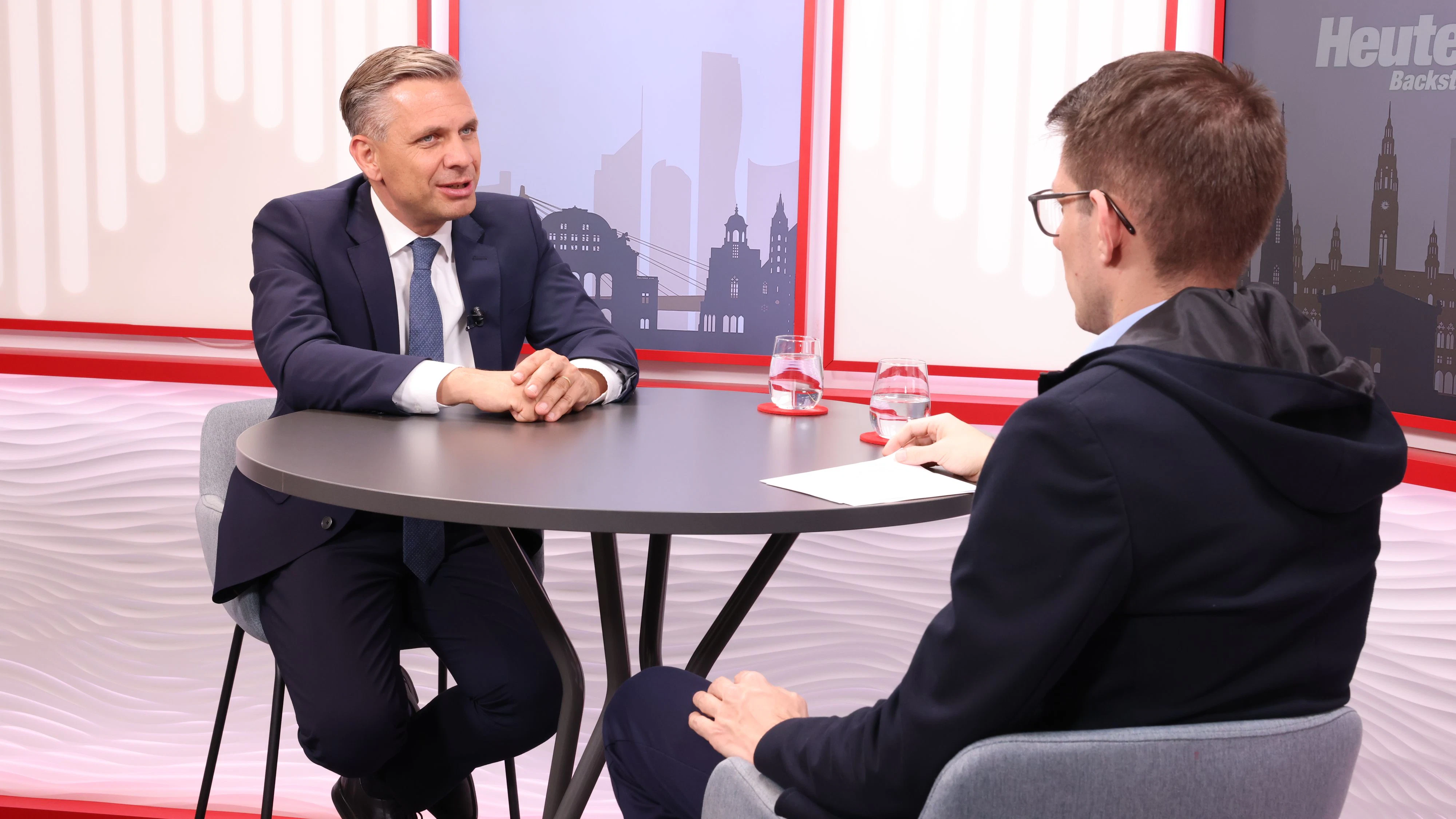 Hattmannsdorfer im Talk mit "Heute"-CR Oistric