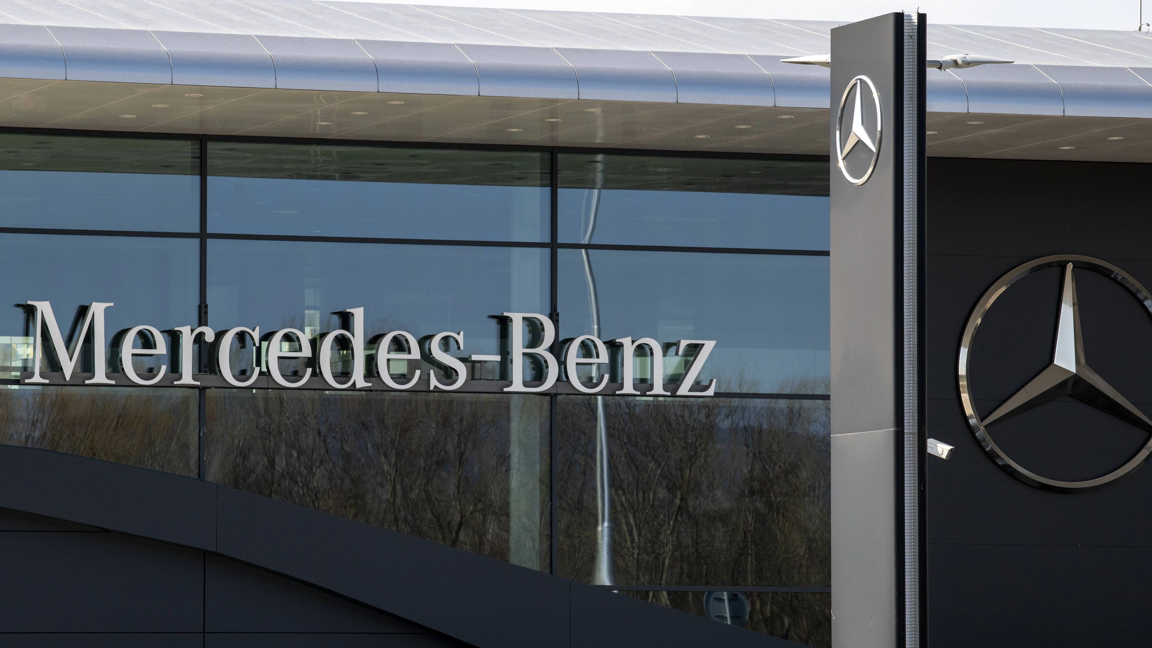 Der Gewinn bei Autohersteller Mercedes ist um 17 Prozent gesunken. (Symbolbild)