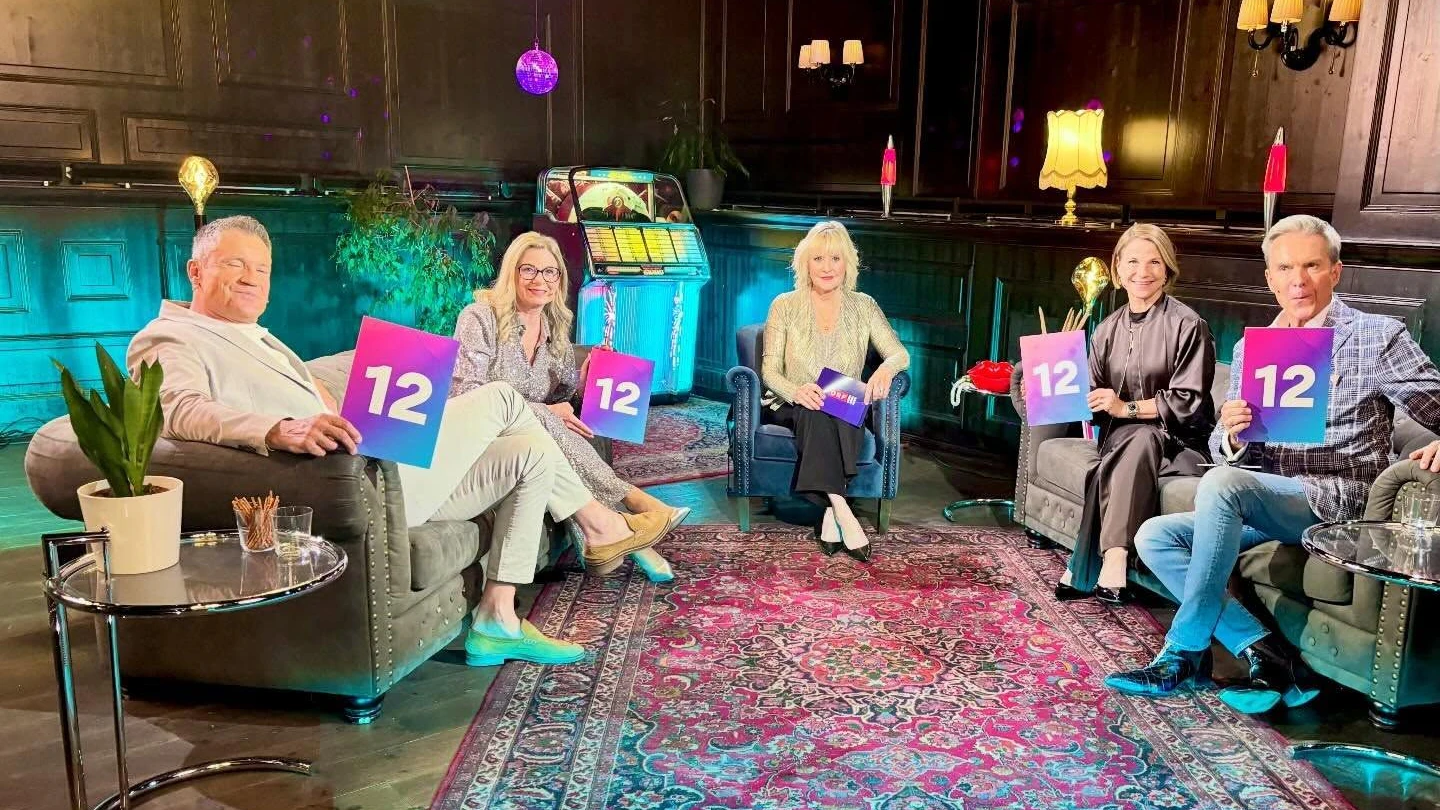 Armin Assinger, Christa Kummer, Kristina Sprenger und Alfons Haider sind zu Gast bei Lizzi Engstler