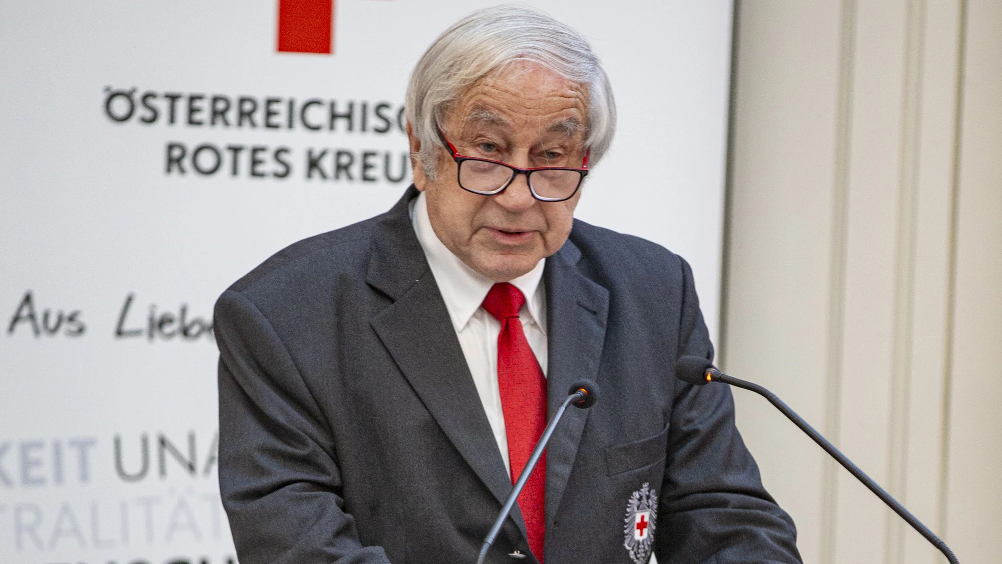 Sieht den sozialen Frieden in Gefahr: Rotkreuz-Präsident Gerald Schöpfer
