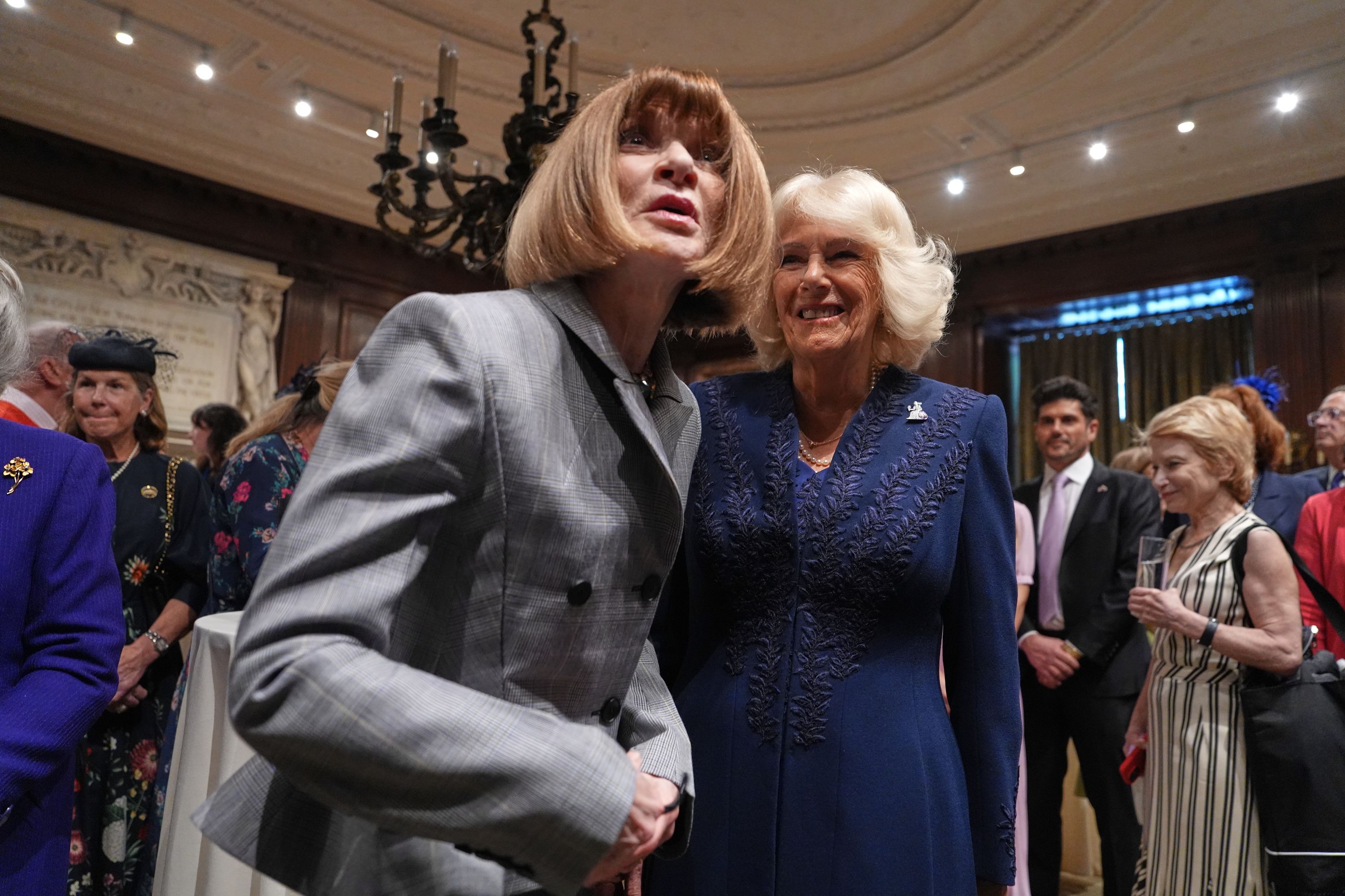 Anna Wintour zeigt sich ohne Sonnenbrille.