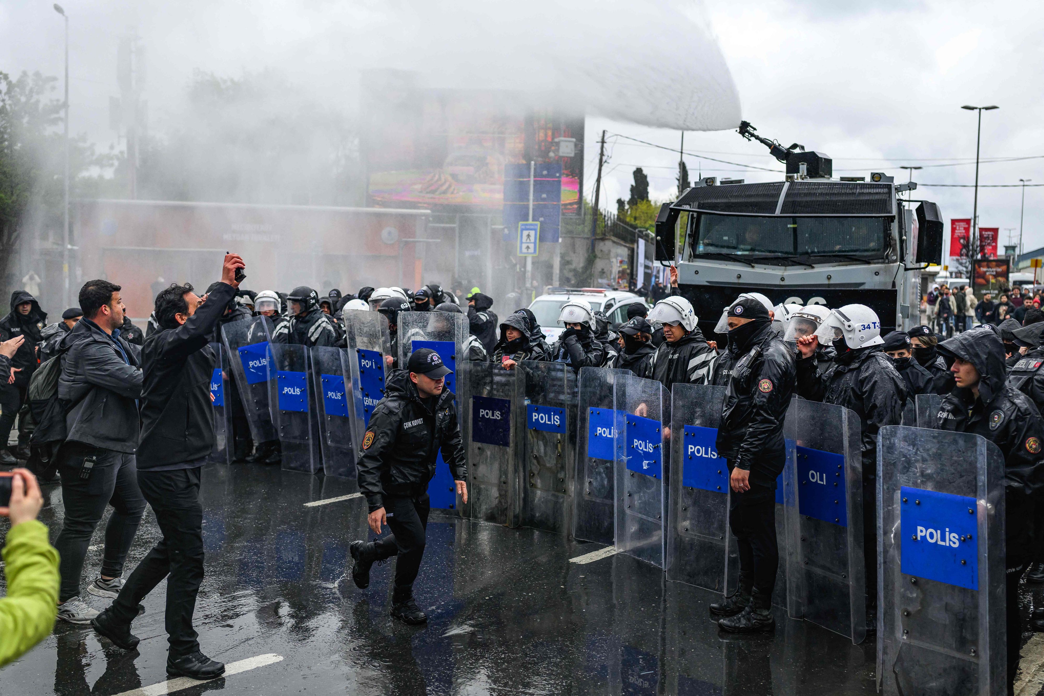 Ausschreitungen bei der Mai-Demo in Istanbul.